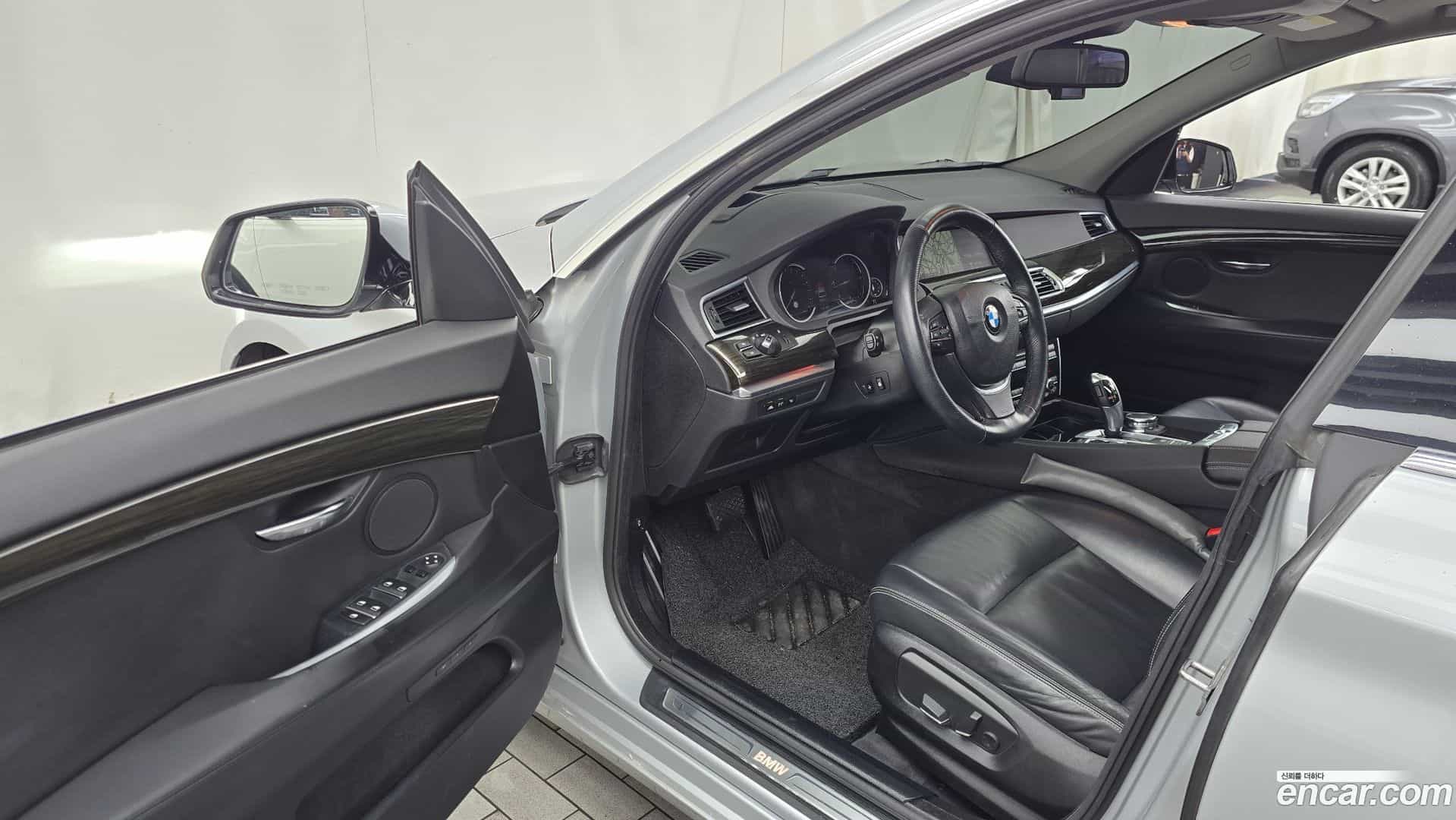 Gran Turismo BMW 2016.11-INNER-010
