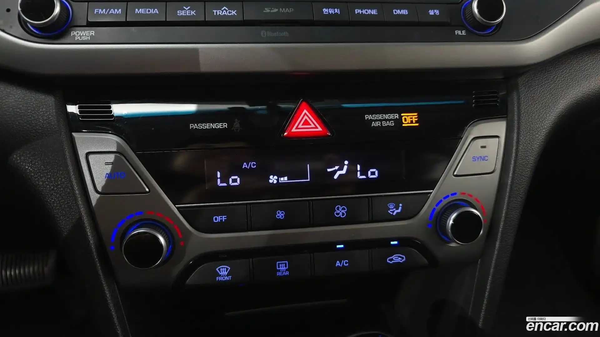 AVANTE Hyundai 2015.11-OPTION-020