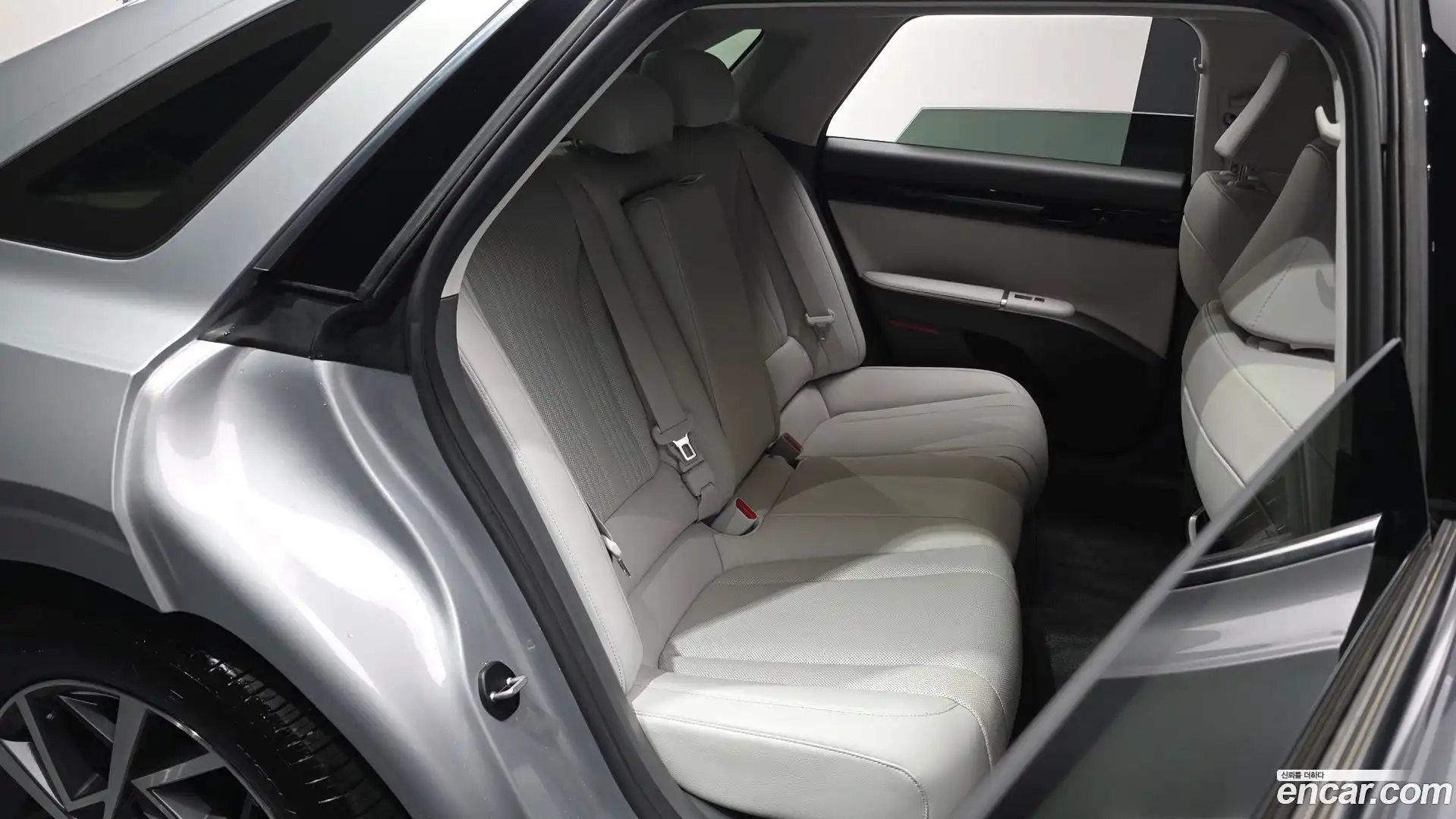 Grandeur Hyundai 2023.7-OPTION-016