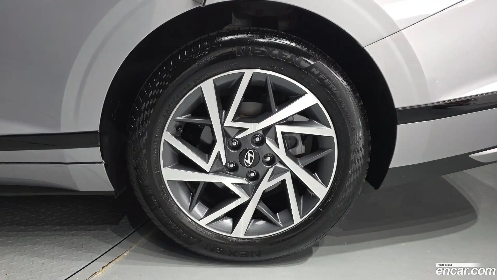 Grandeur Hyundai 2023.7-OUTER-031