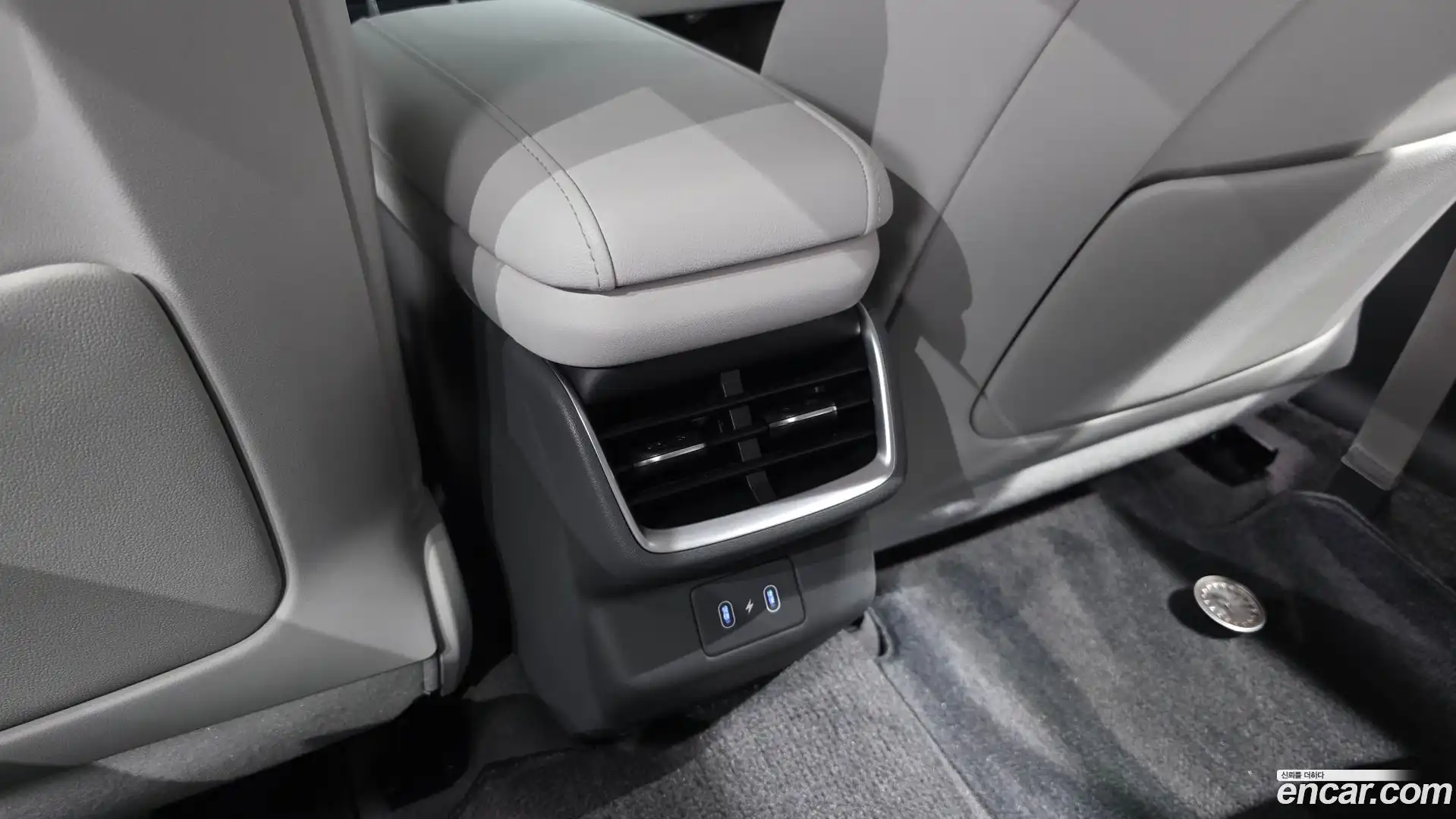 Grandeur Hyundai 2023.7-OPTION-044