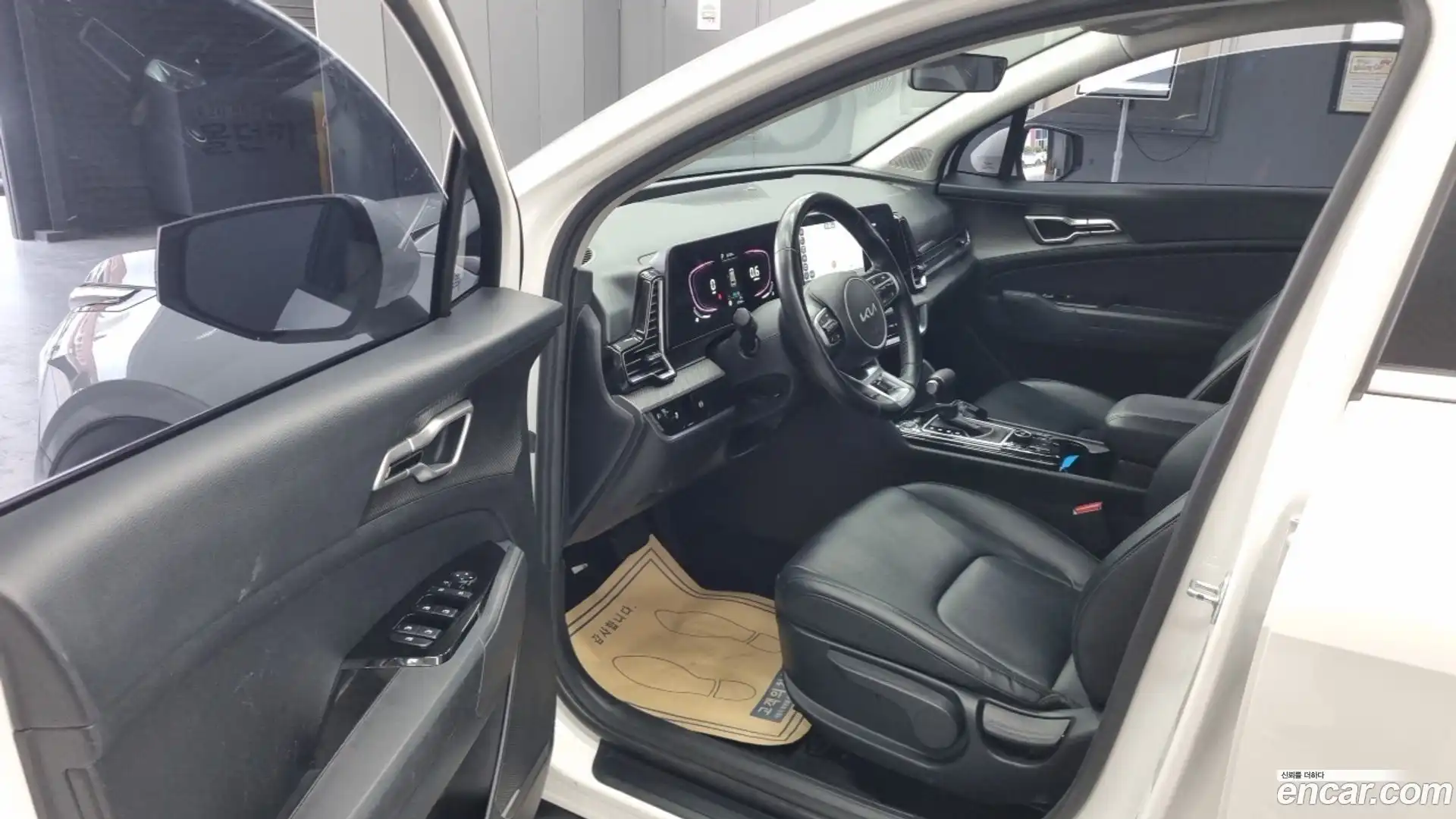 Sportage Kia 2022.9-INNER-010