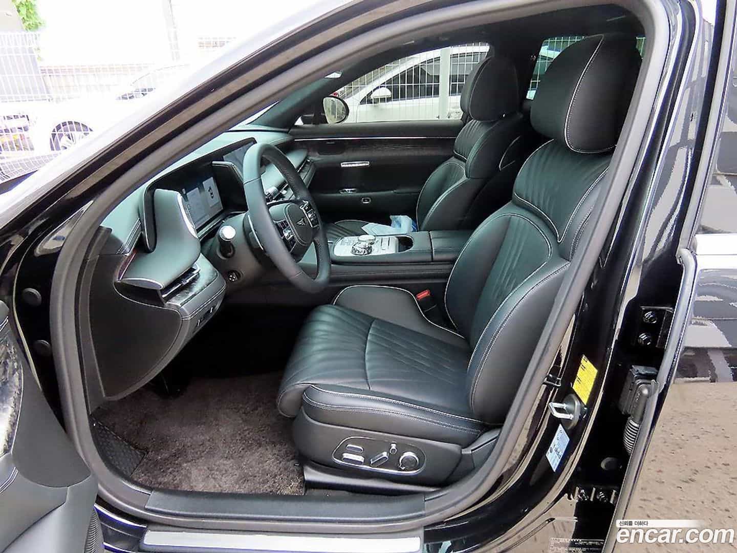 G90 Genesis 2022.6-OUTER-005