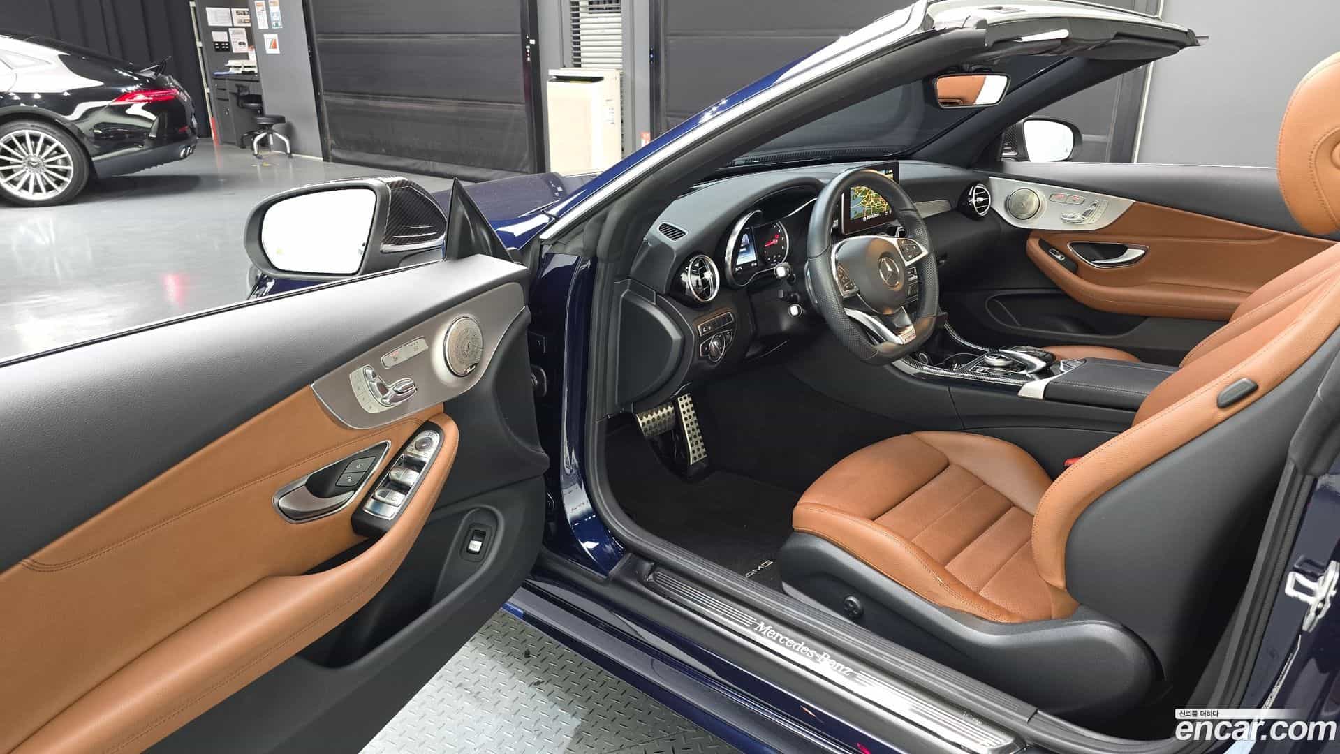 C-Class Mercedes-Benz 2017.2-INNER-010