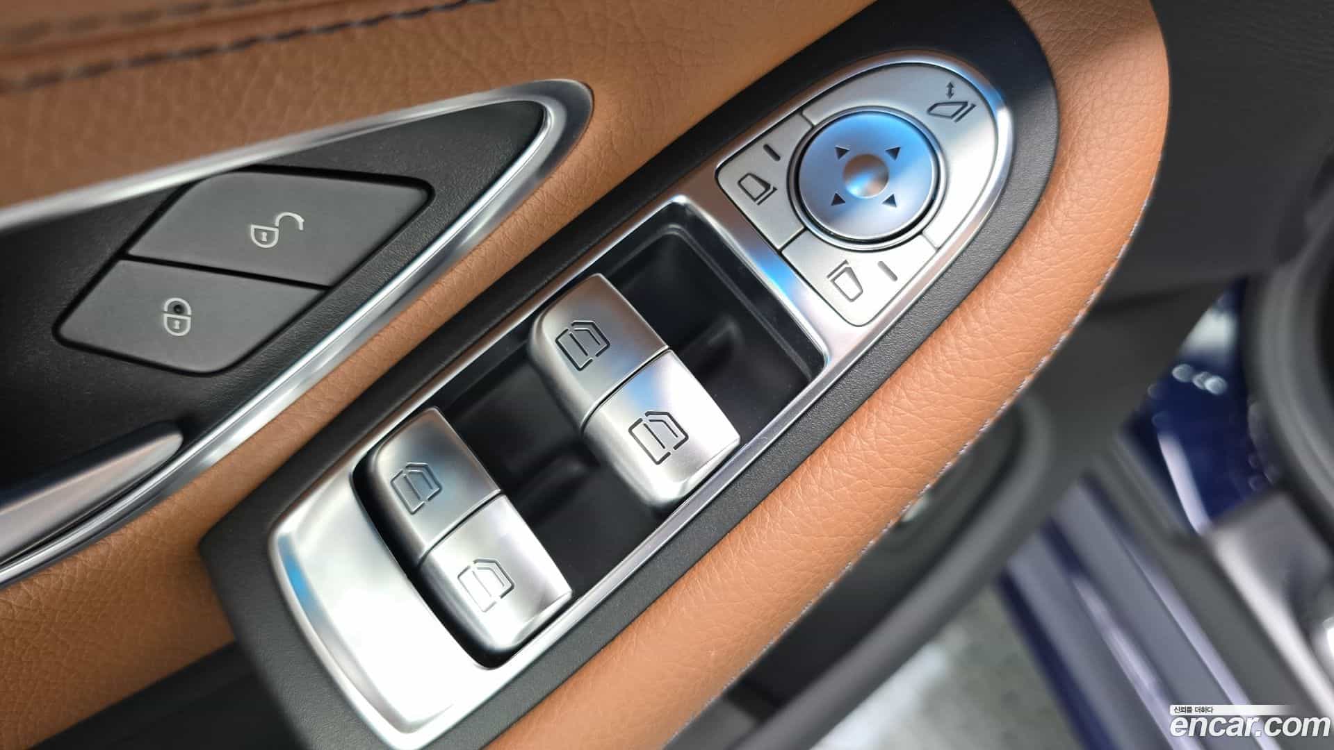 C-Class Mercedes-Benz 2017.2-OPTION-018
