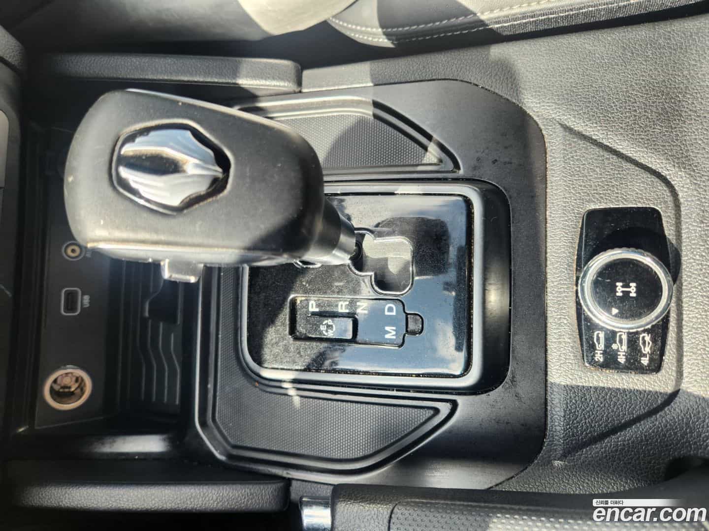 Rexton KG Mobility 2020.5-OPTION-018