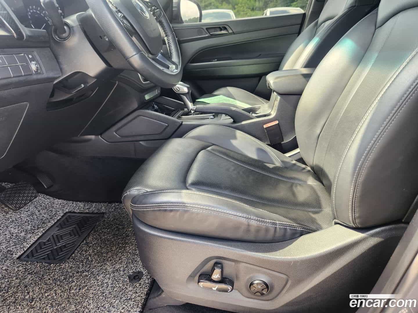 Rexton KG Mobility 2020.5-OPTION-021