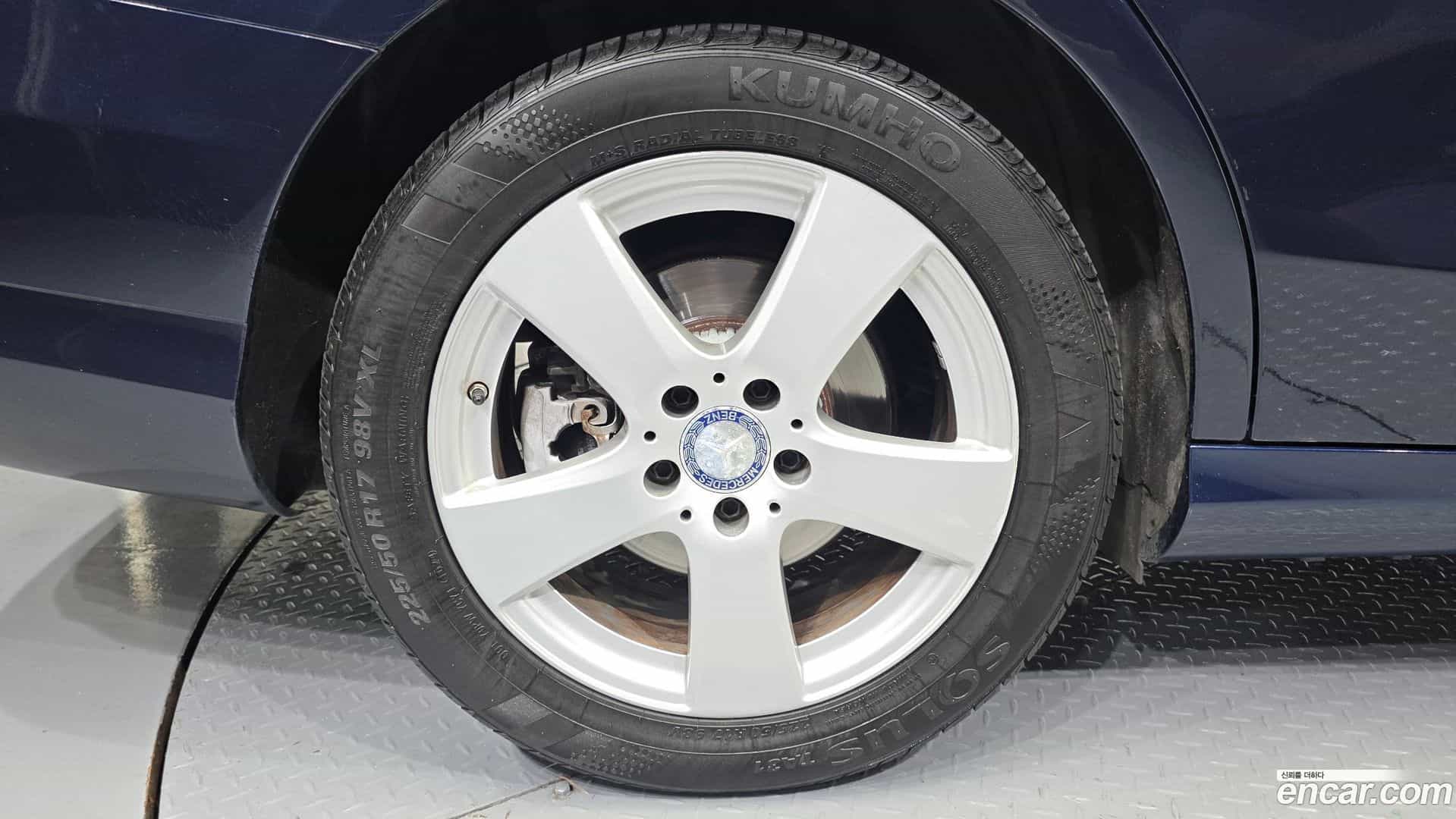 C-Class Mercedes-Benz 2017.6-OUTER-005