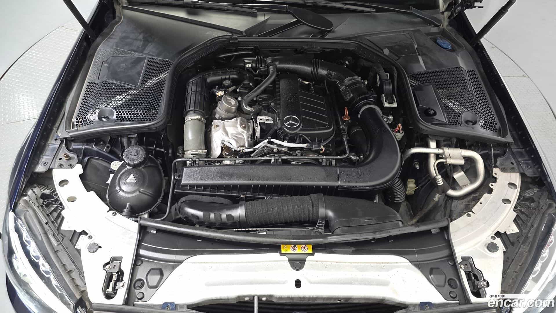 C-Class Mercedes-Benz 2017.6-OUTER-006