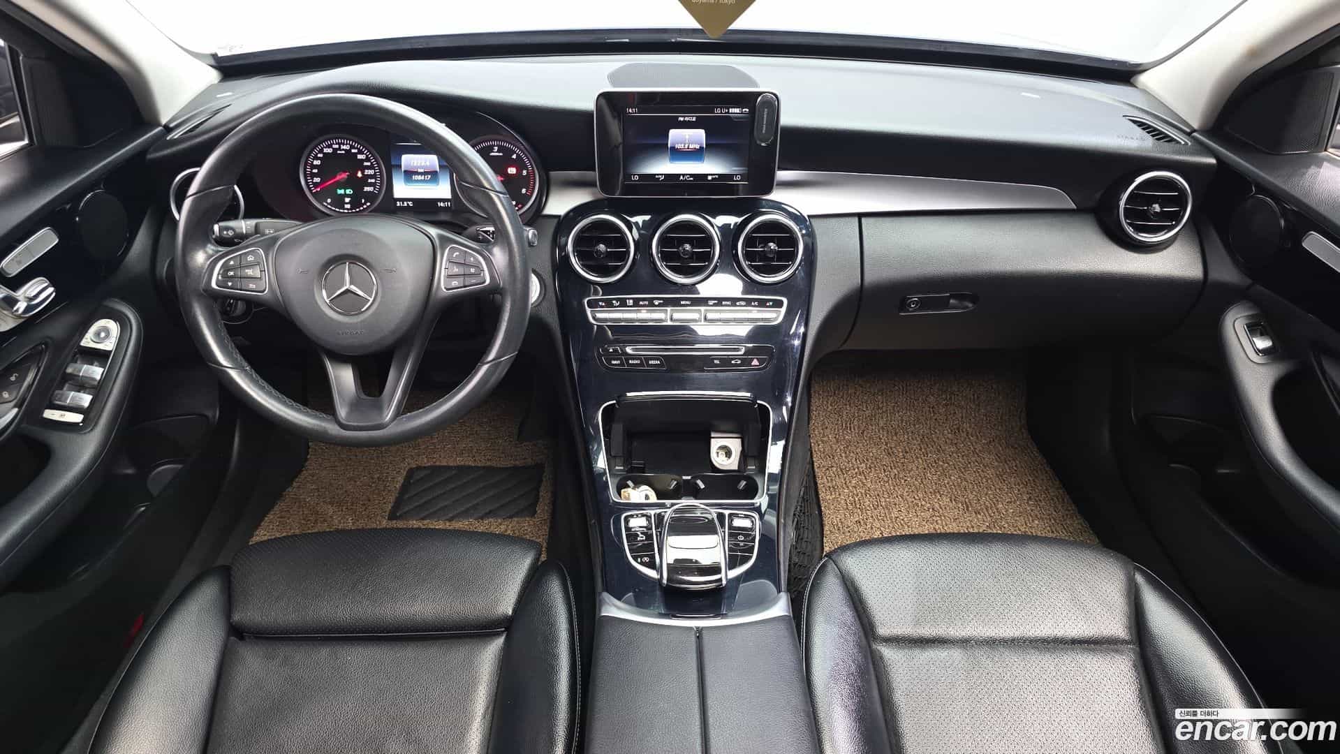C-Class Mercedes-Benz 2017.6-INNER-007