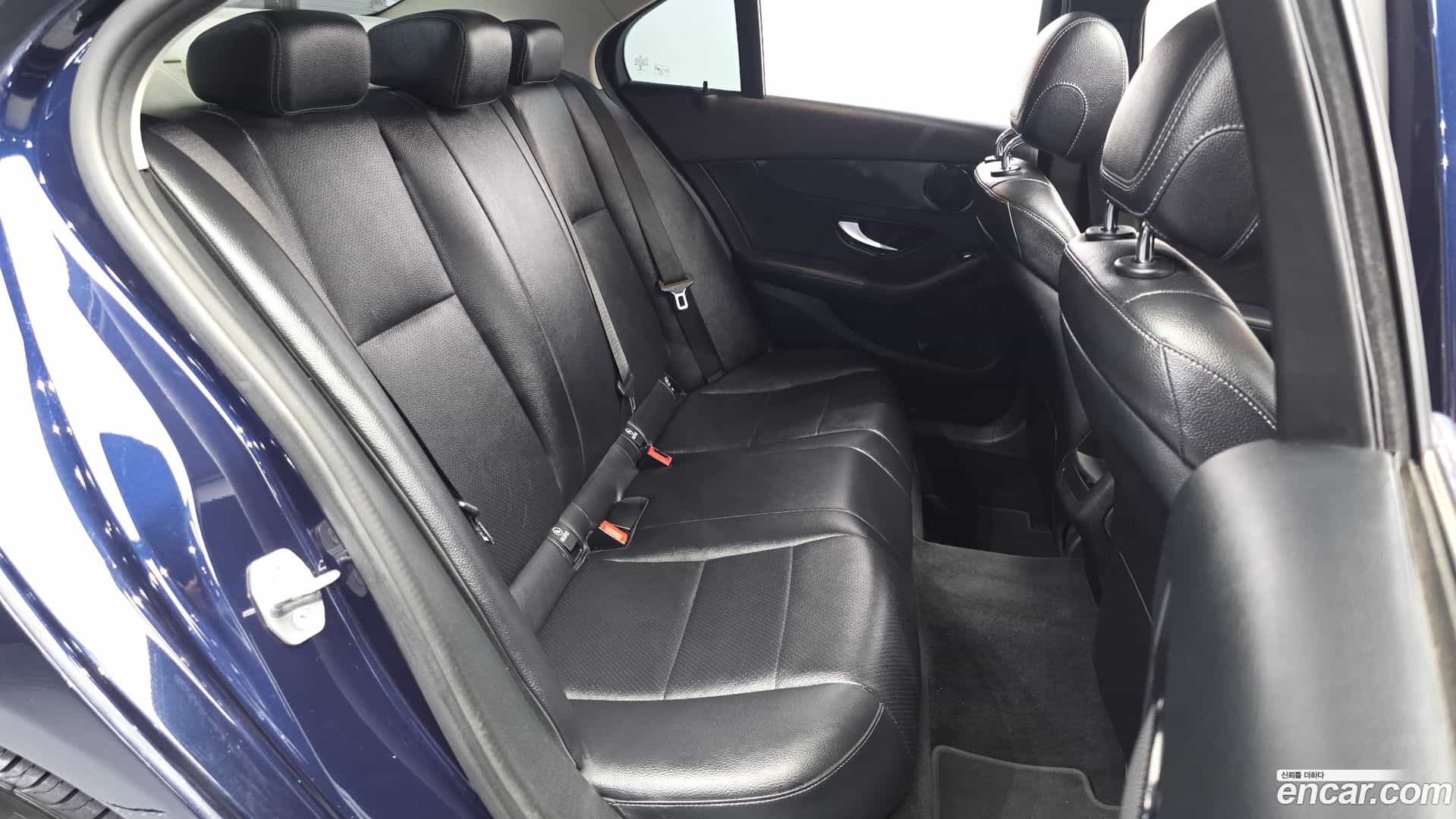 C-Class Mercedes-Benz 2017.6-OPTION-015