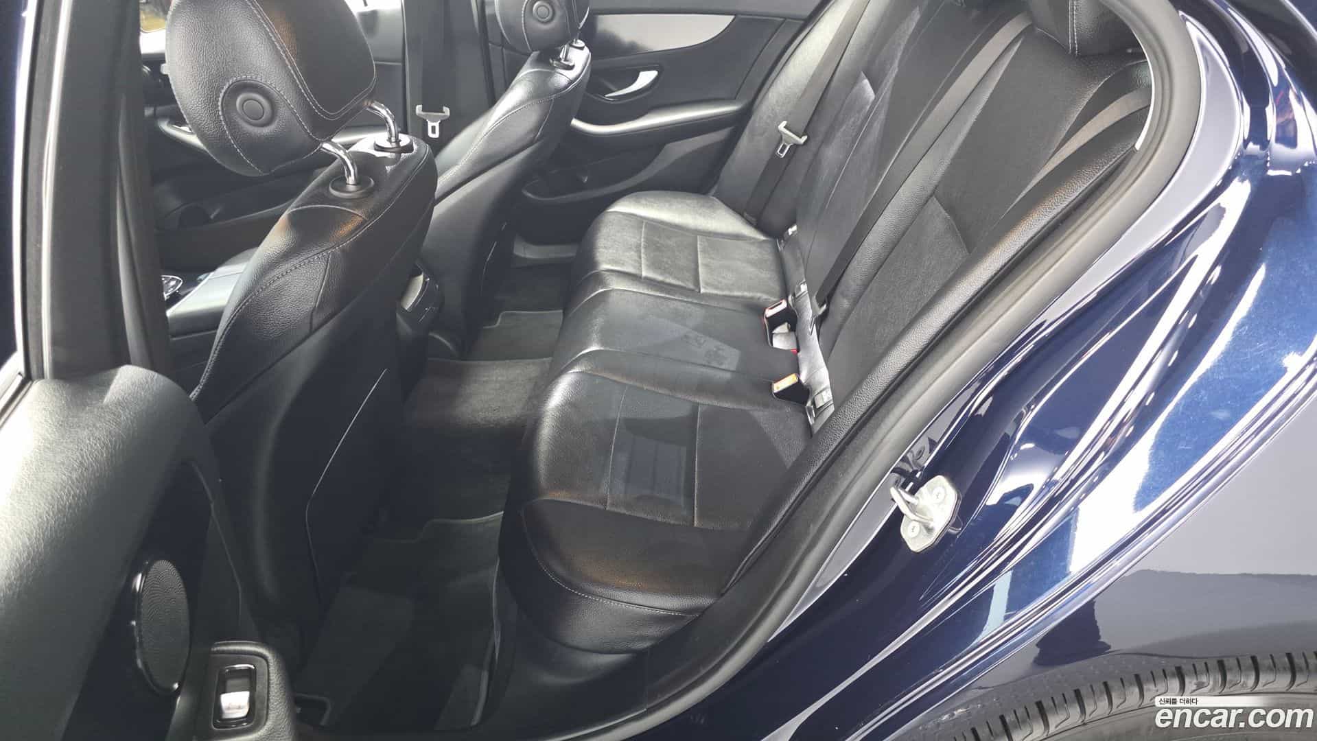 C-Class Mercedes-Benz 2017.6-OPTION-016