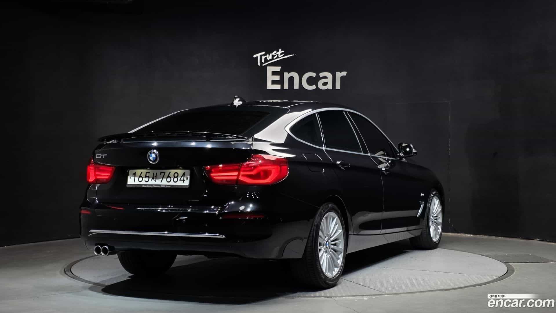 Gran Turismo BMW 2018.1-OUTER-002