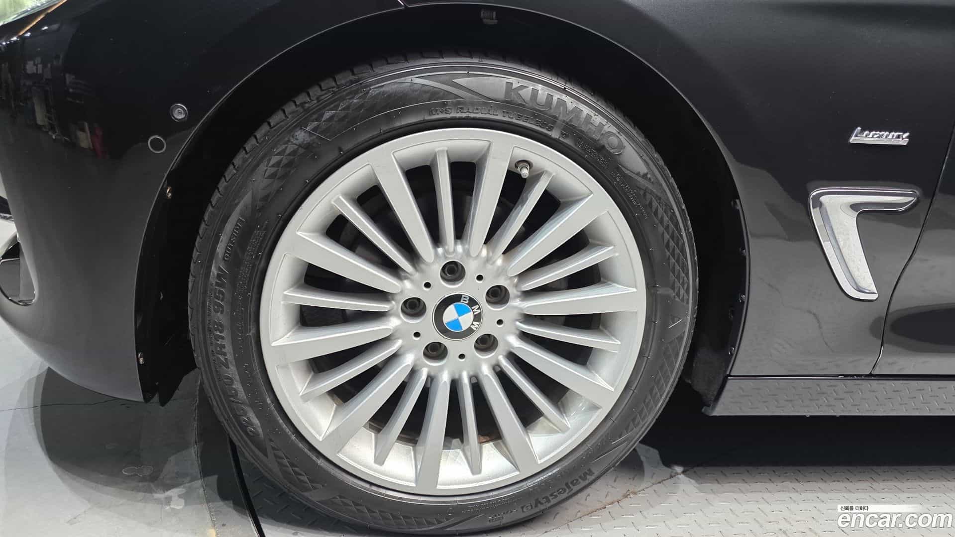 Gran Turismo BMW 2018.1-OUTER-005