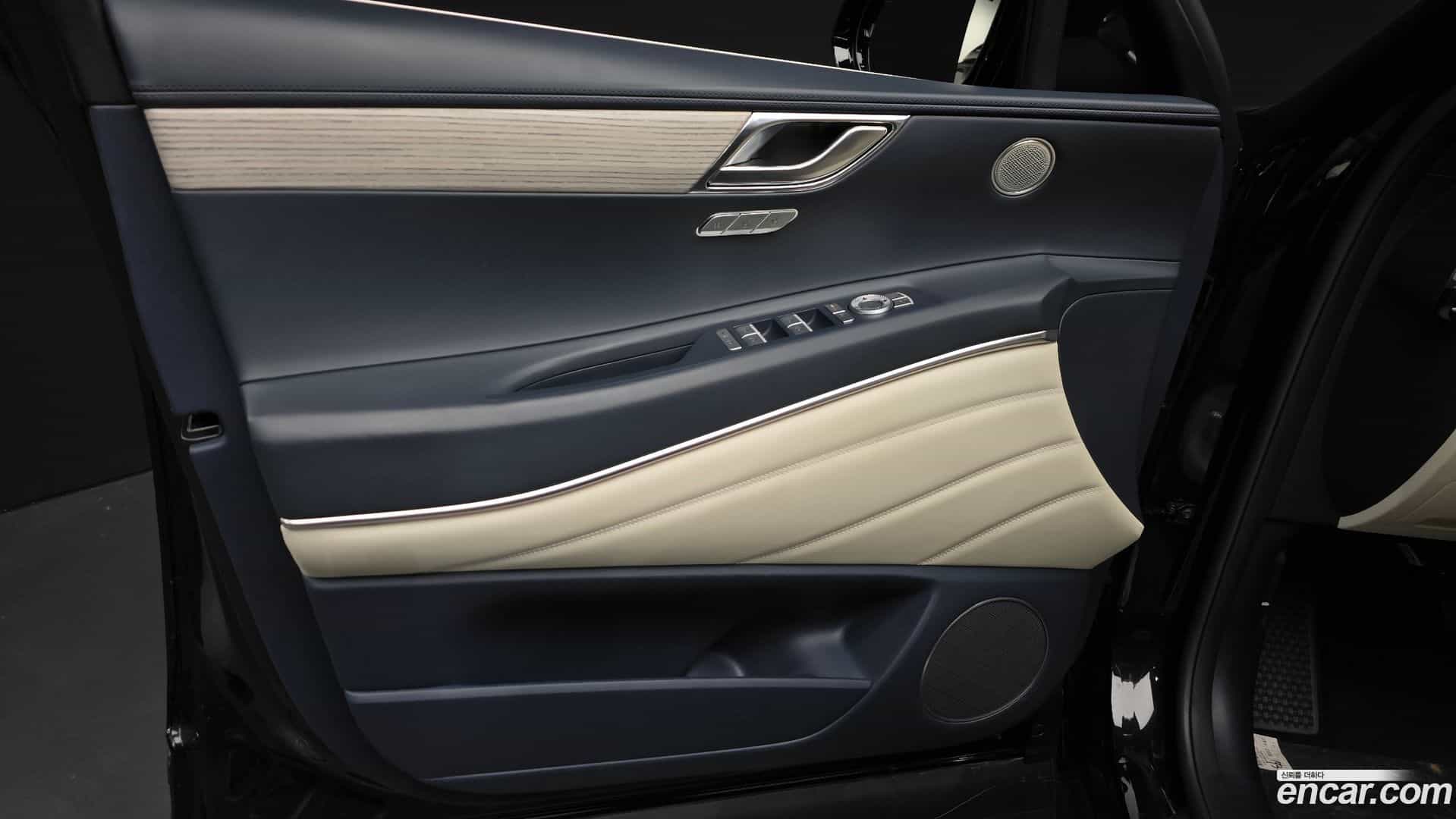 GV80 Genesis 2024.0-INNER-034