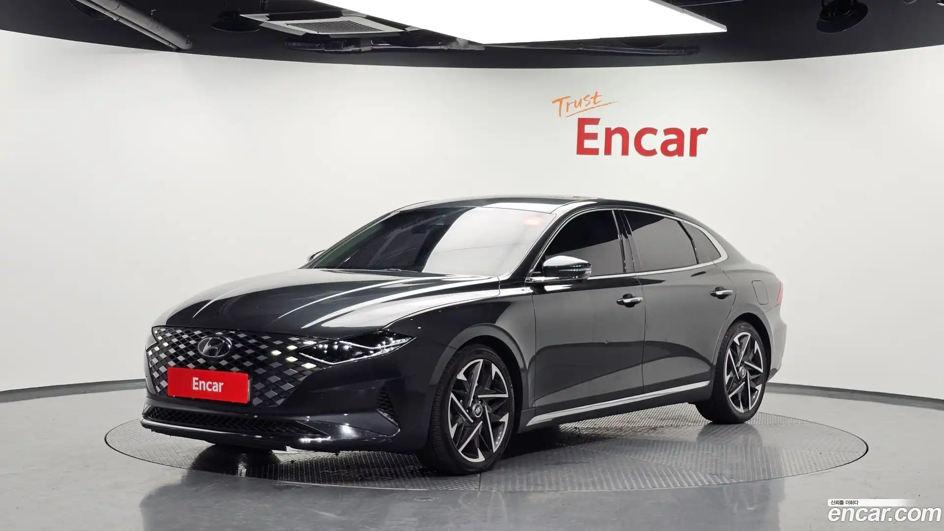 Grandeur Hyundai 2020.5-OUTER-001