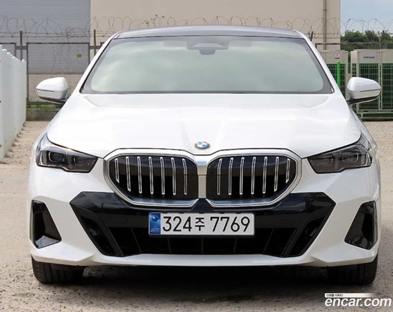 5-Series BMW 2025.6-OUTER-003