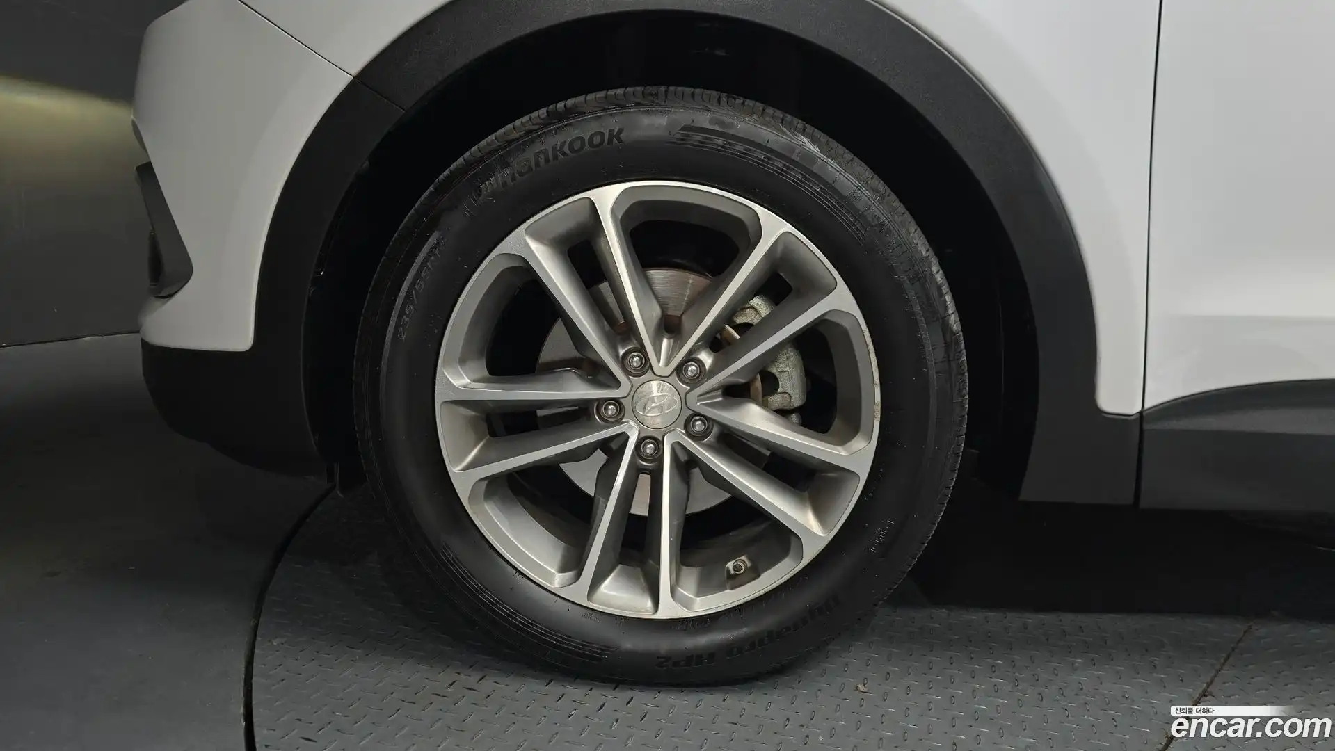 Santafe Hyundai 2016.8-OUTER-005
