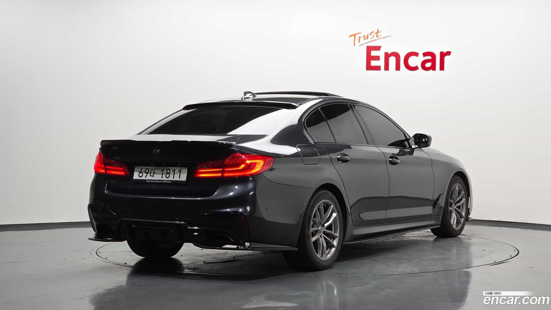 5-Series BMW 2018.4-OUTER-002