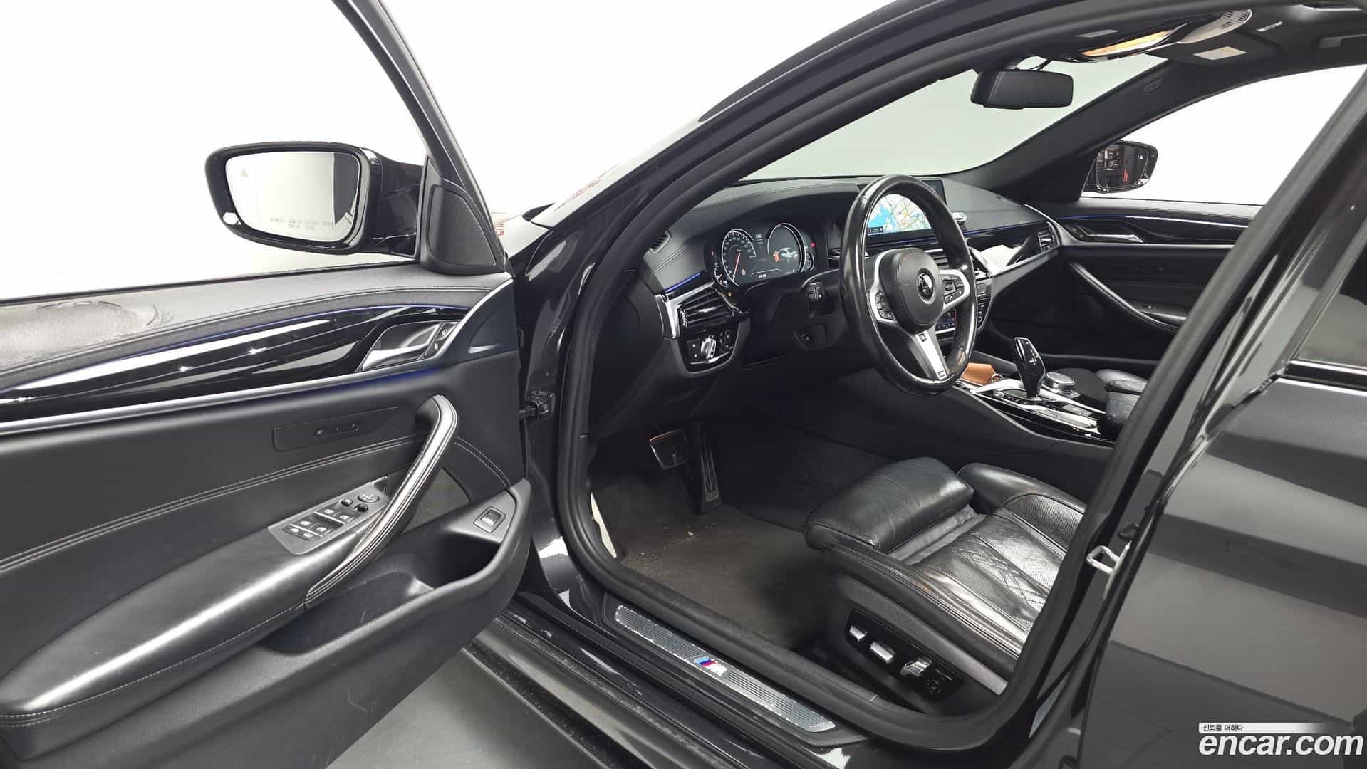 5-Series BMW 2018.4-INNER-010