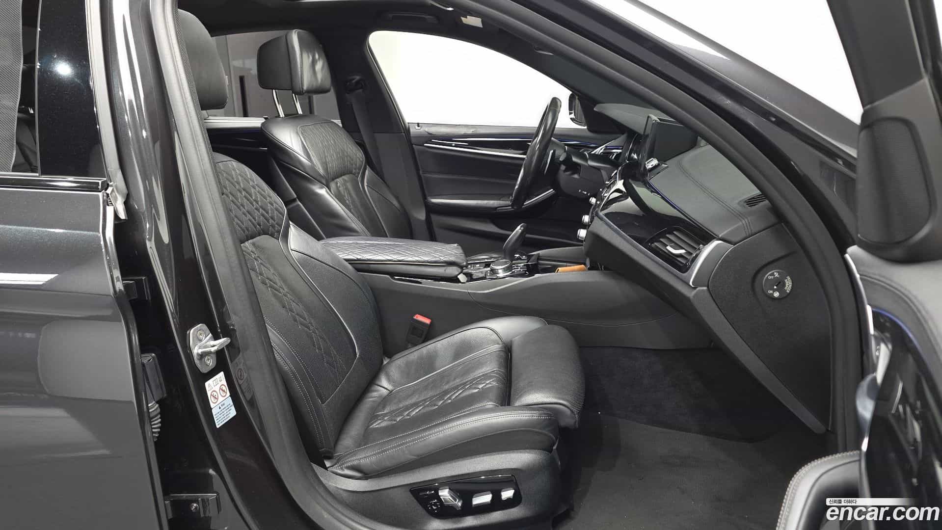 5-Series BMW 2018.4-OPTION-015
