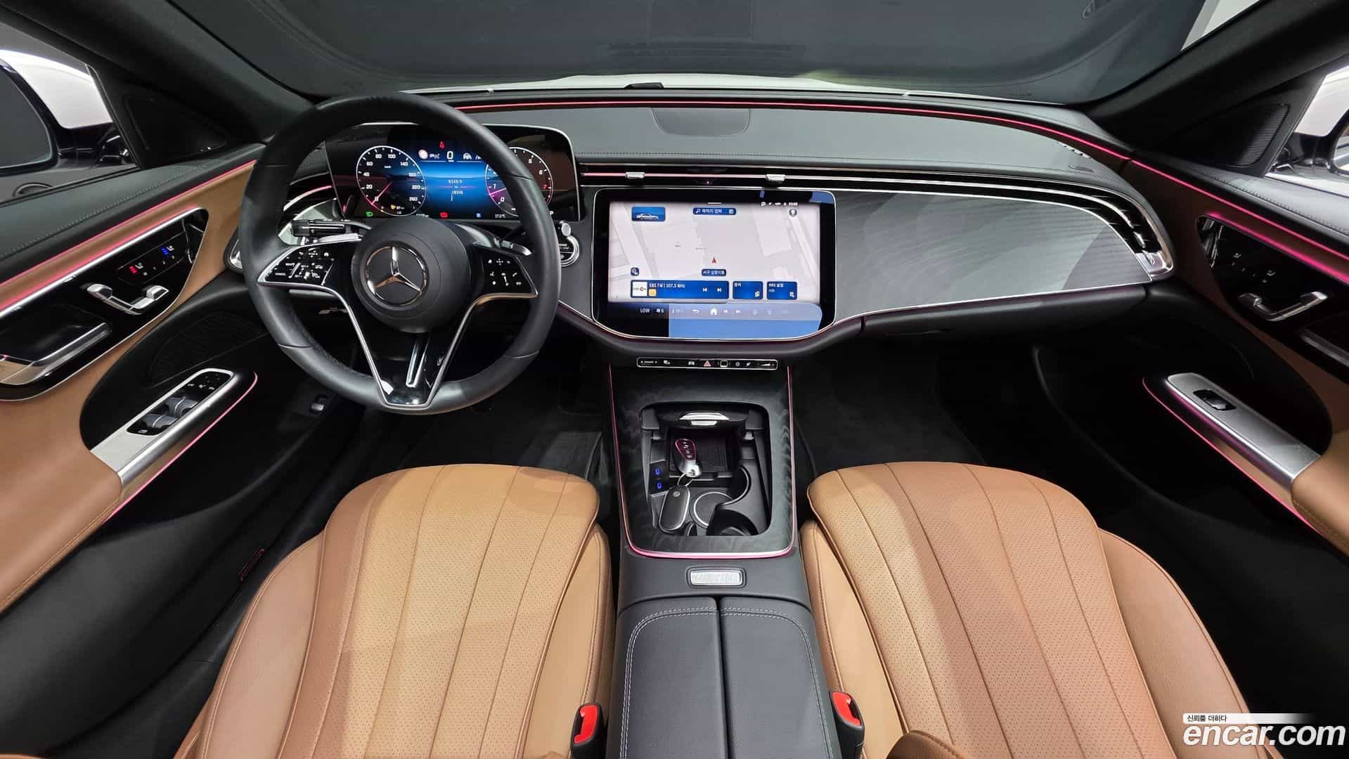 E-Class Mercedes-Benz 2025.5-INNER-007