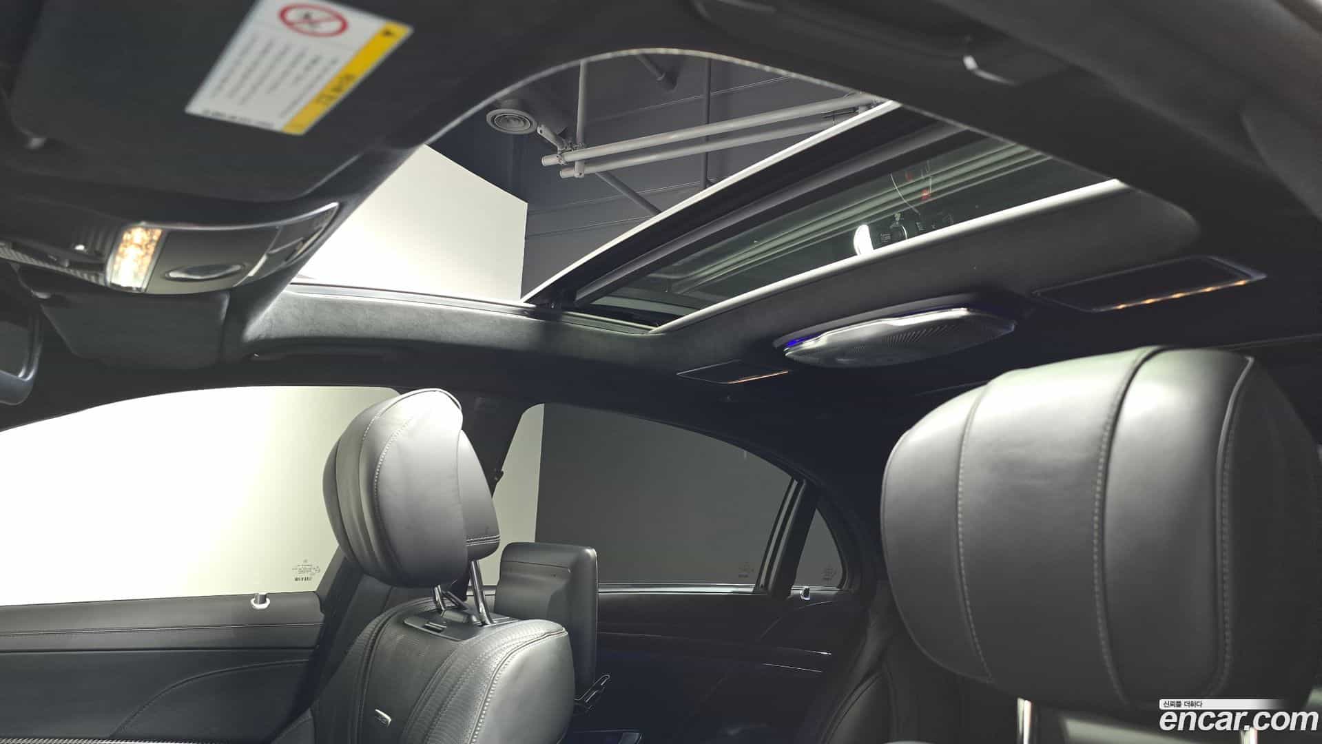 S-Class Mercedes-Benz 2015.8-OPTION-019