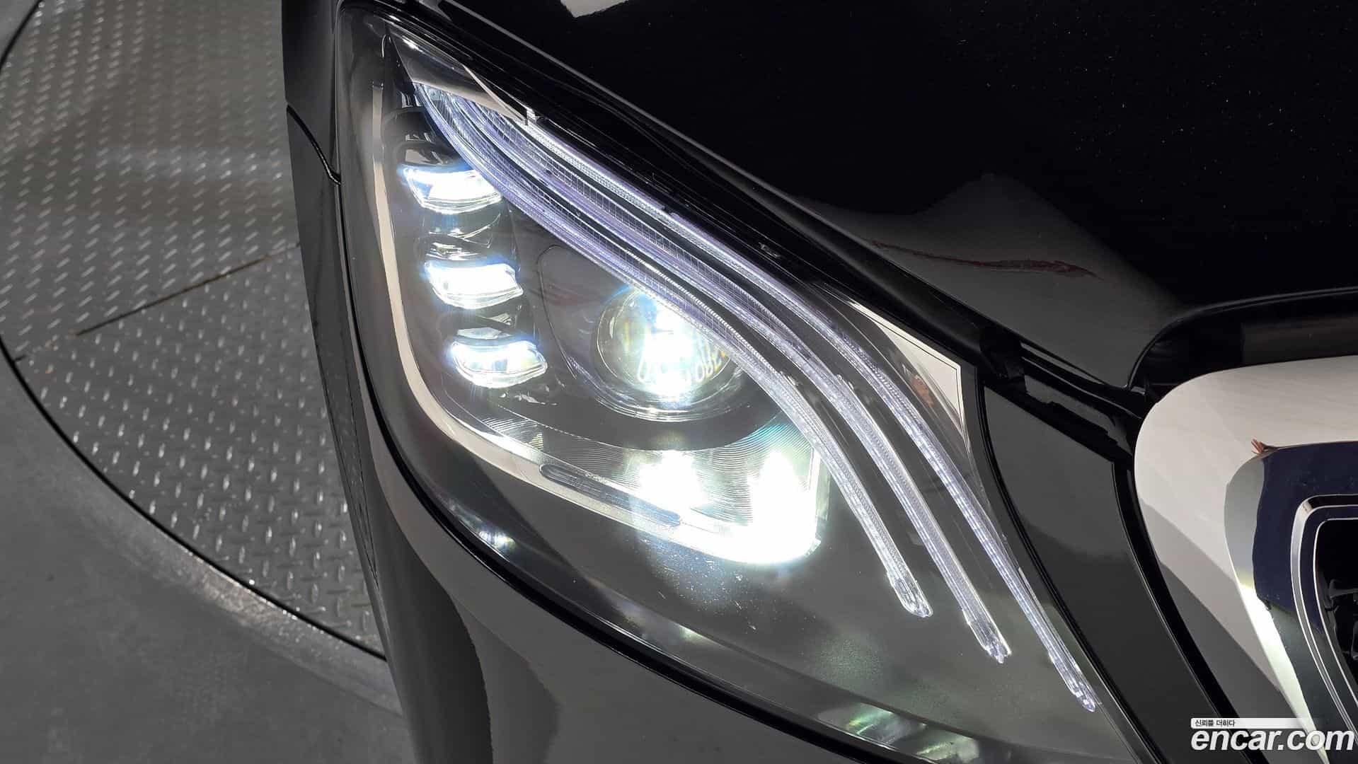 S-Class Mercedes-Benz 2015.8-OUTER-032