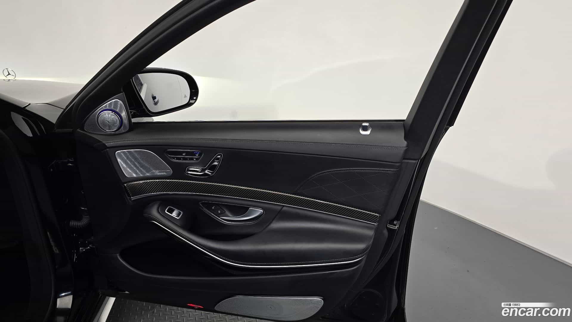 S-Class Mercedes-Benz 2015.8-INNER-034