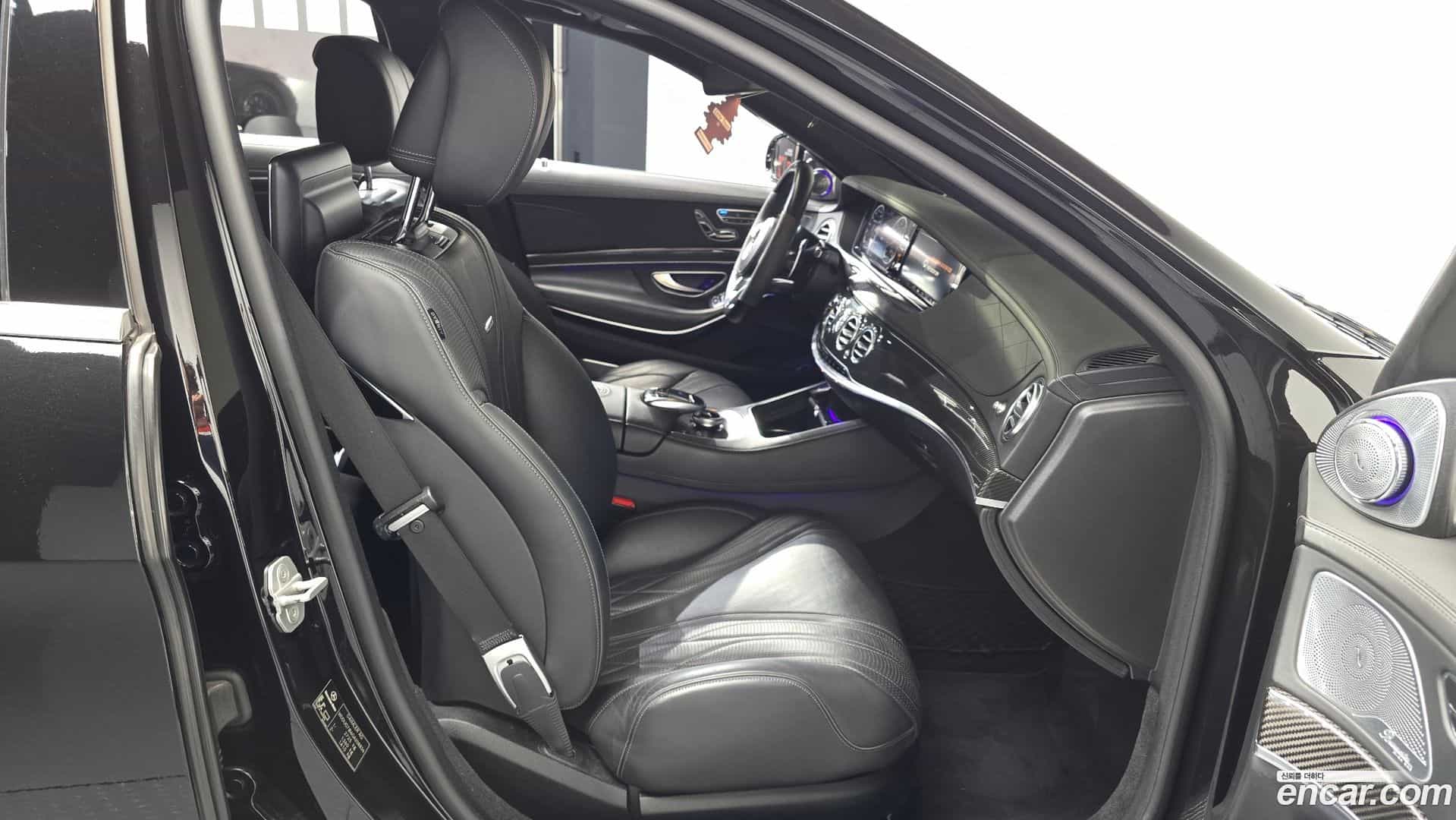S-Class Mercedes-Benz 2015.8-INNER-036