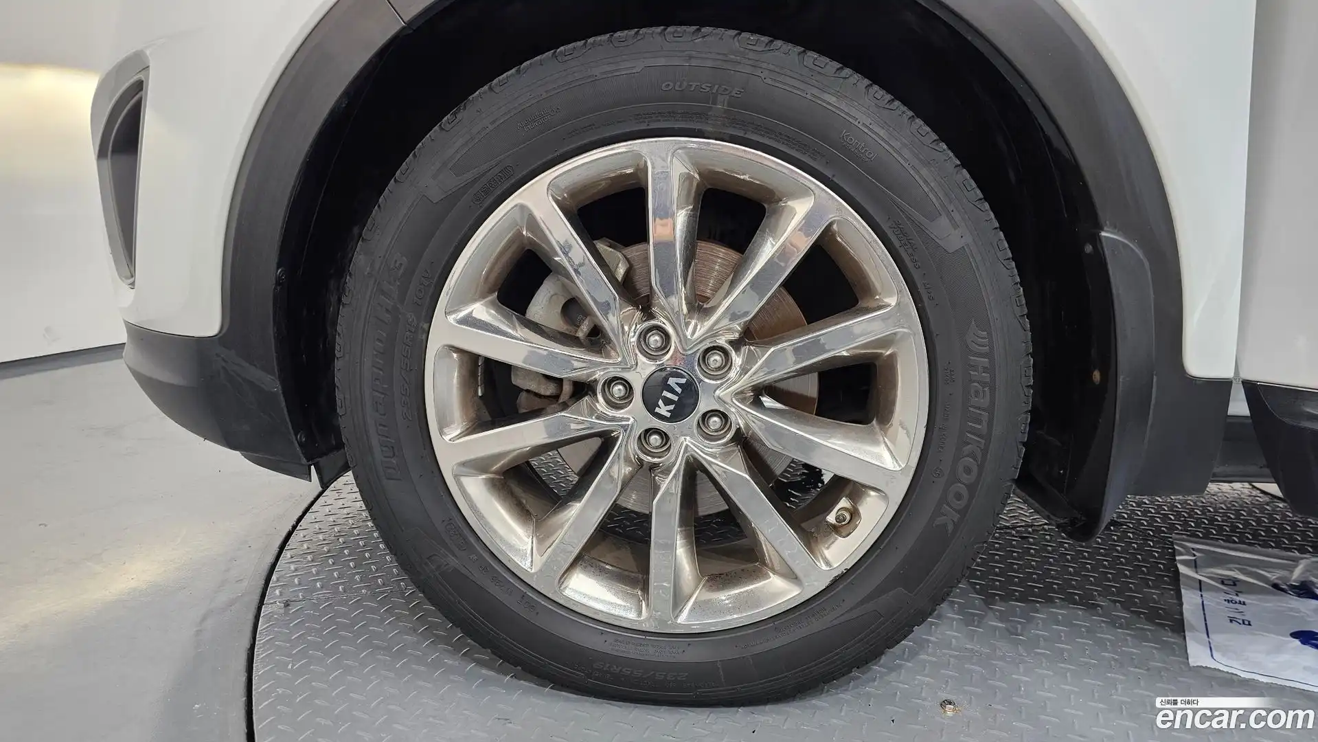 Sorento Kia 2014.9-OUTER-005