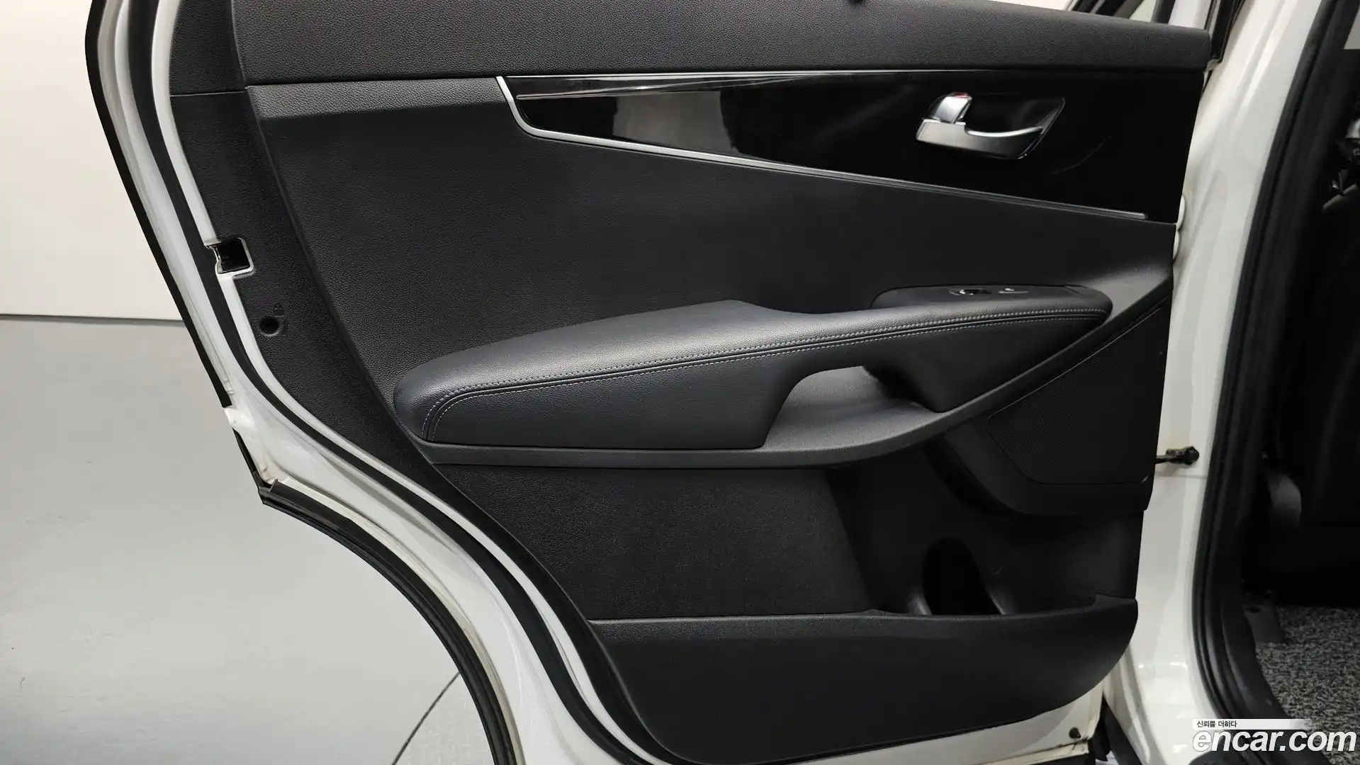 Sorento Kia 2014.9-INNER-035