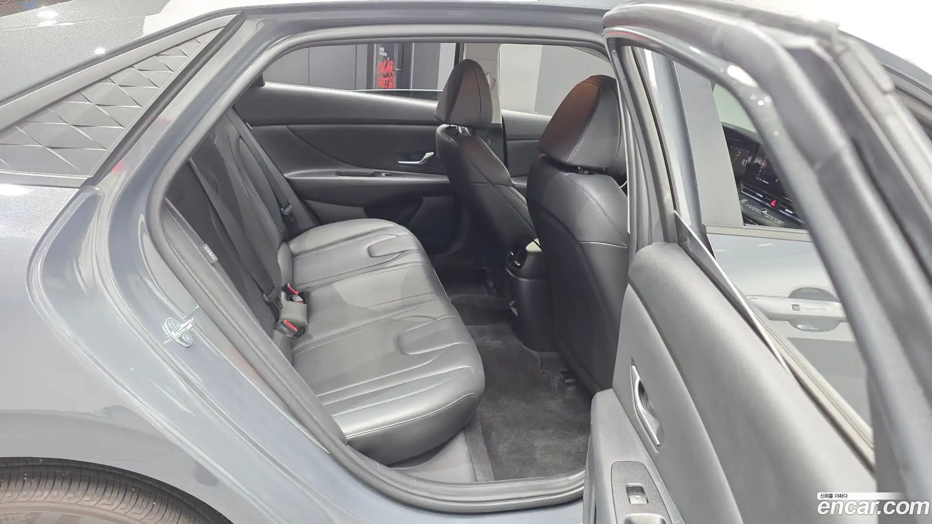 AVANTE Hyundai 2024.8-OPTION-016