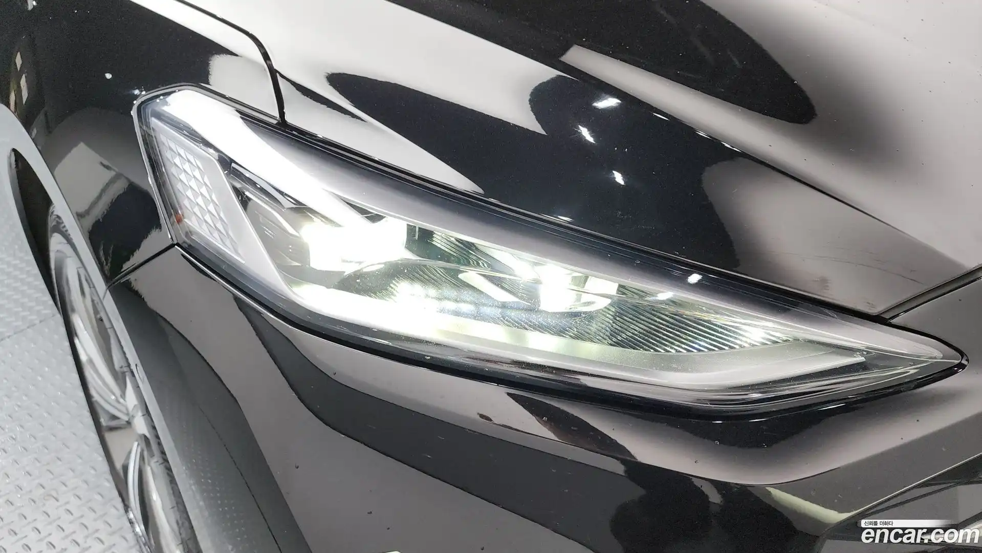 K8 Kia 2022.0-OUTER-032