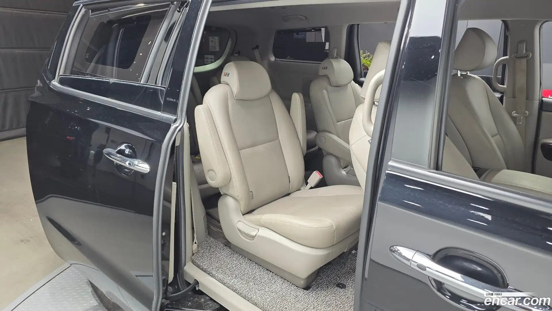 Canival Kia 2019.8-OPTION-016