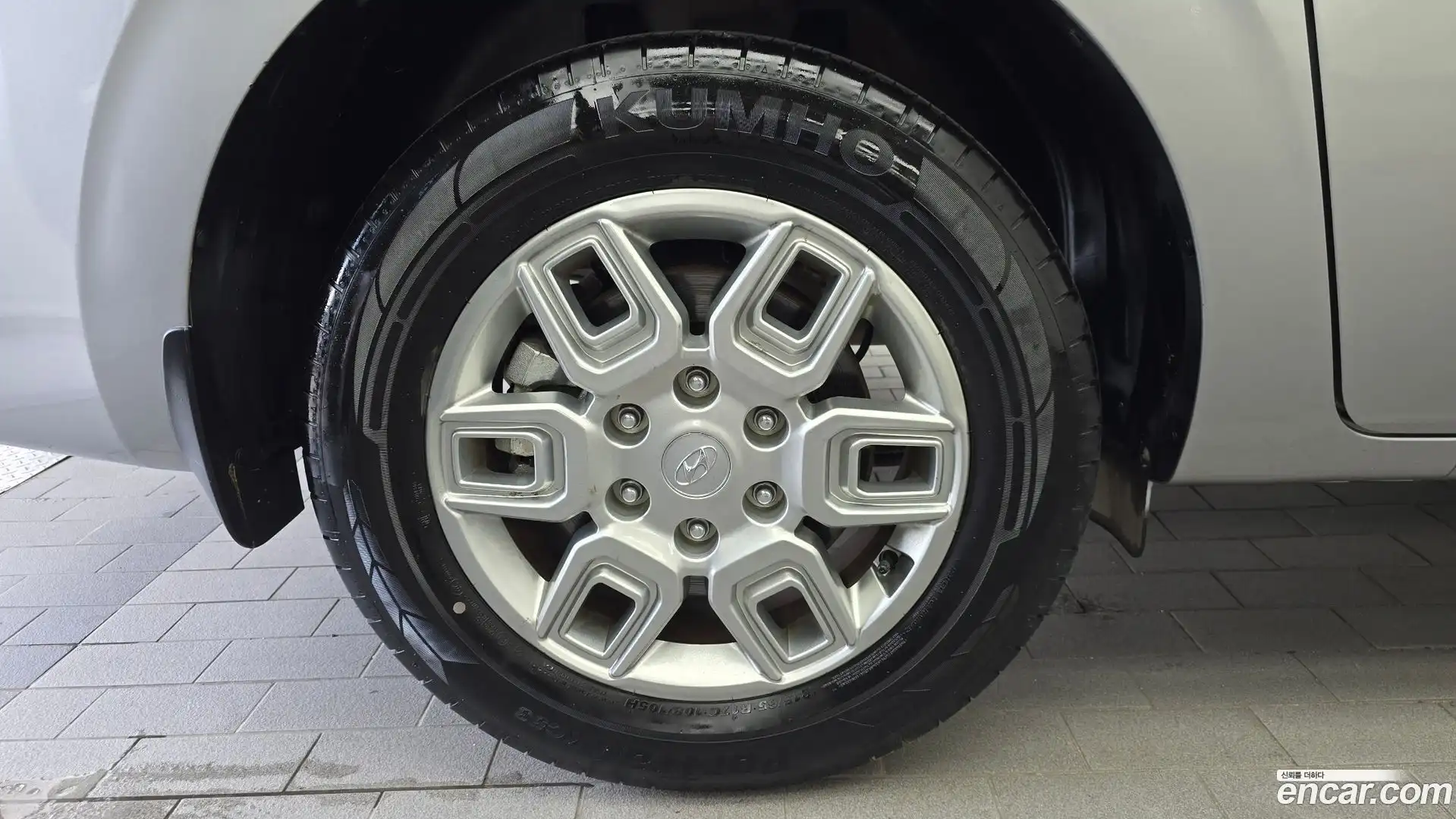 Staria Hyundai 2023.6-OUTER-005