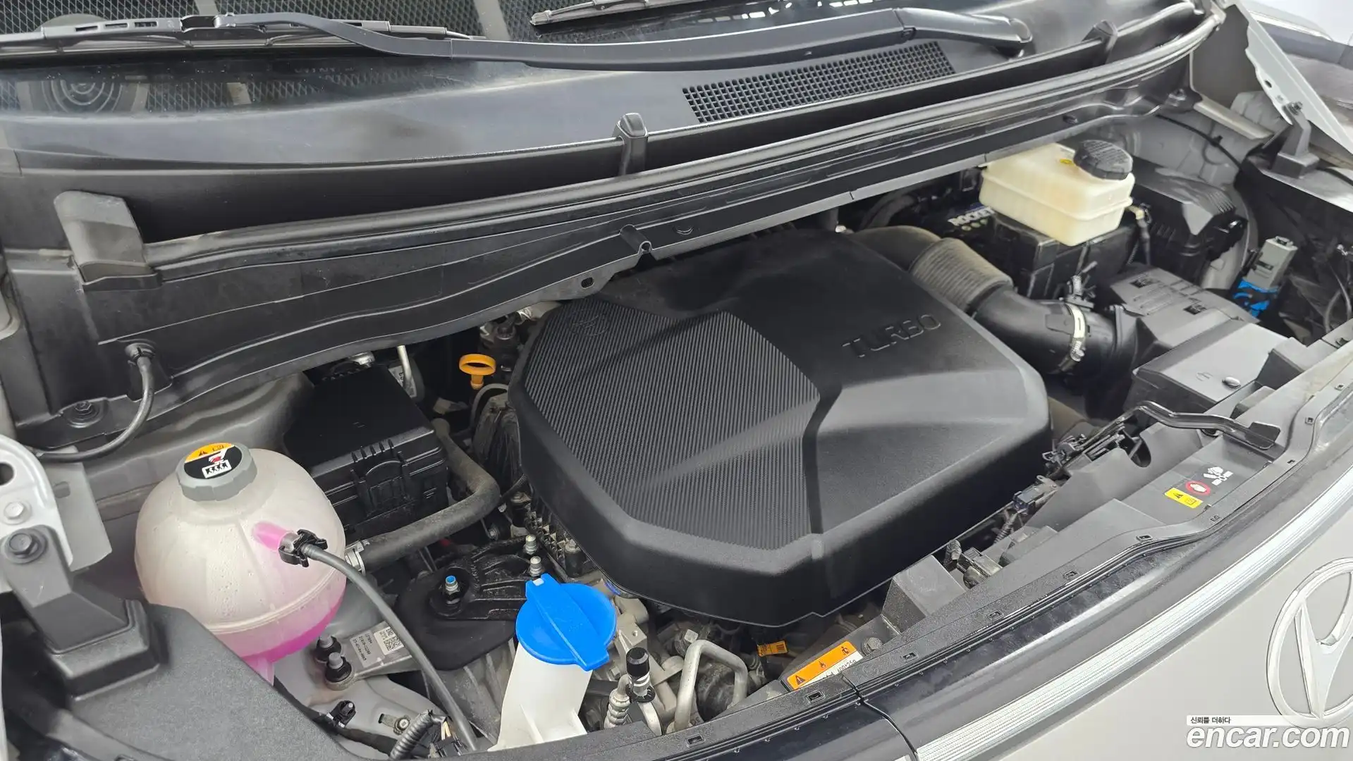 Staria Hyundai 2023.6-OUTER-006