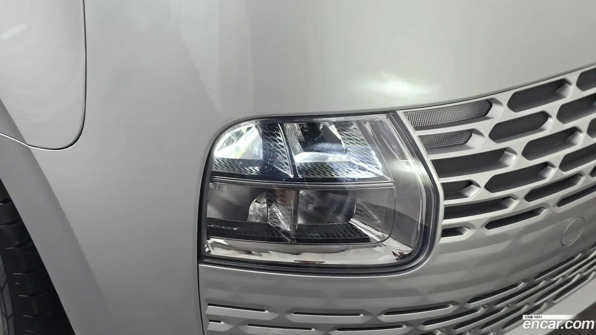 Staria Hyundai 2023.6-OUTER-032
