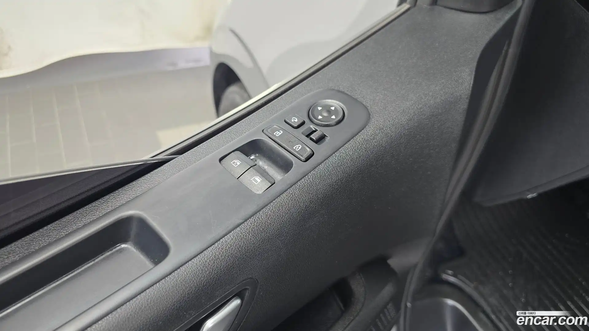 Staria Hyundai 2023.6-OPTION-041