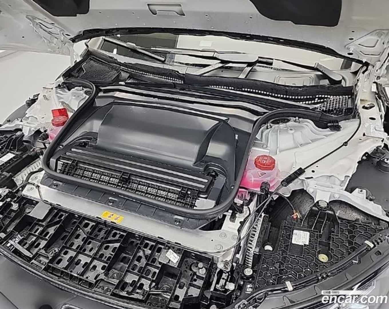 EQE Mercedes-Benz 2023.11-OUTER-005