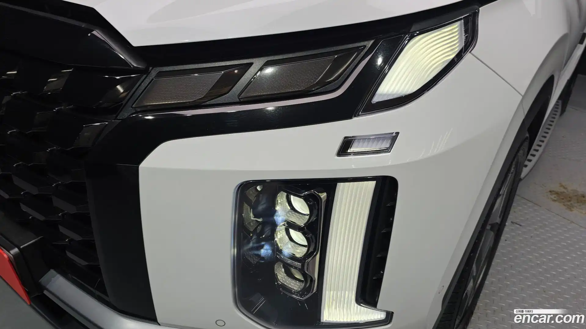 Palisade Hyundai 2024.1-OUTER-032