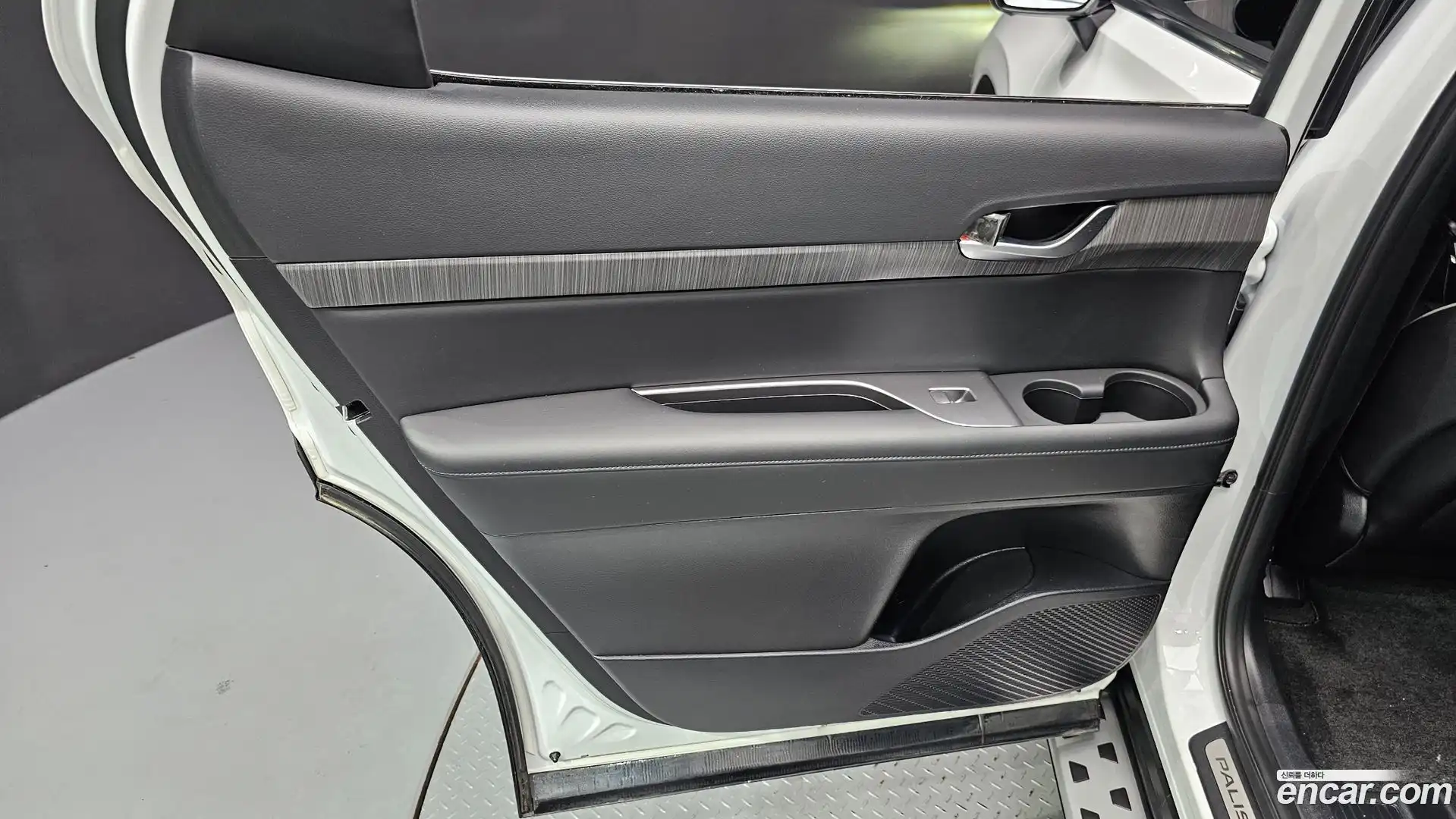 Palisade Hyundai 2024.1-INNER-035