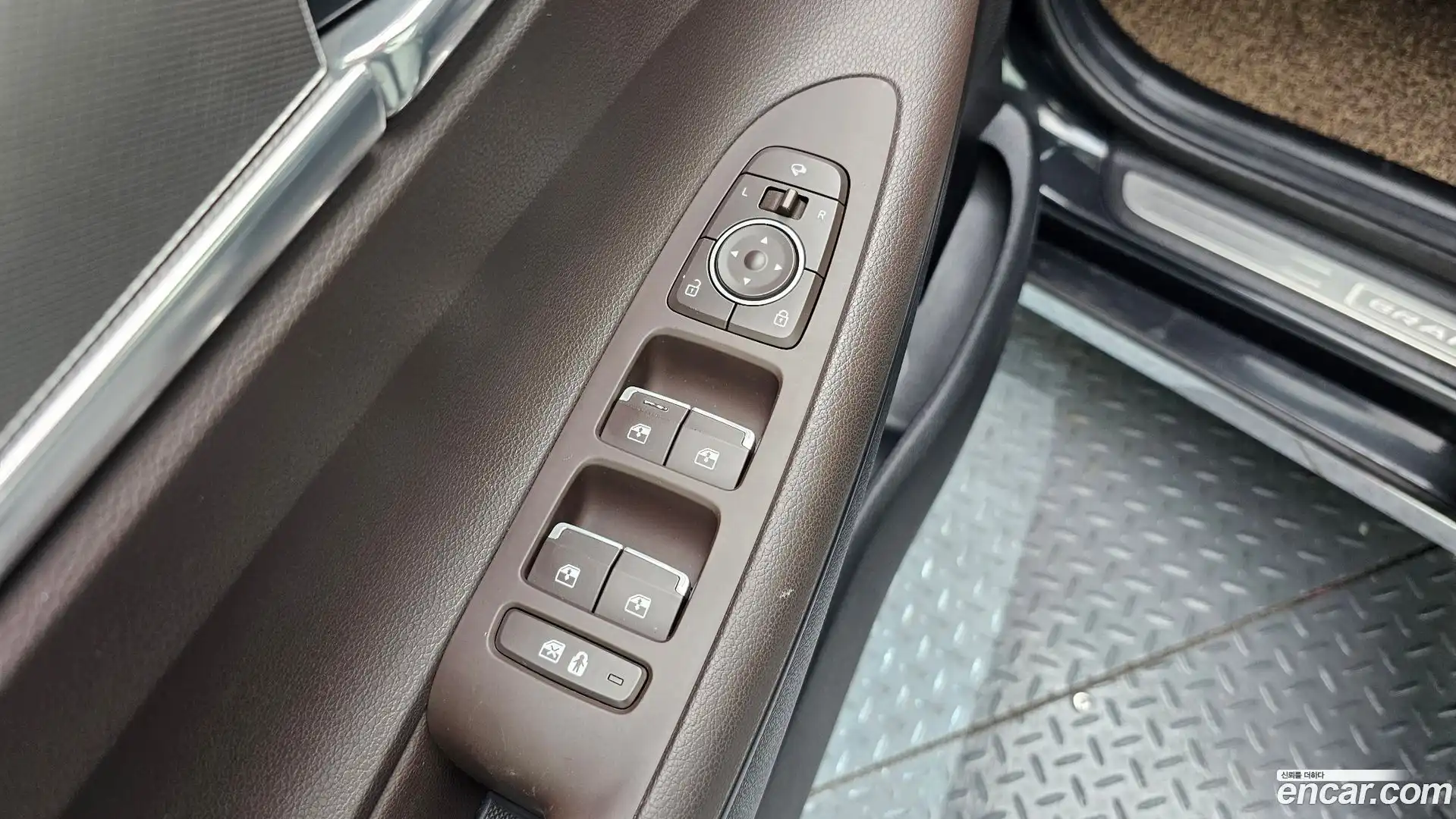 Grandeur Hyundai 2020.0-OPTION-021