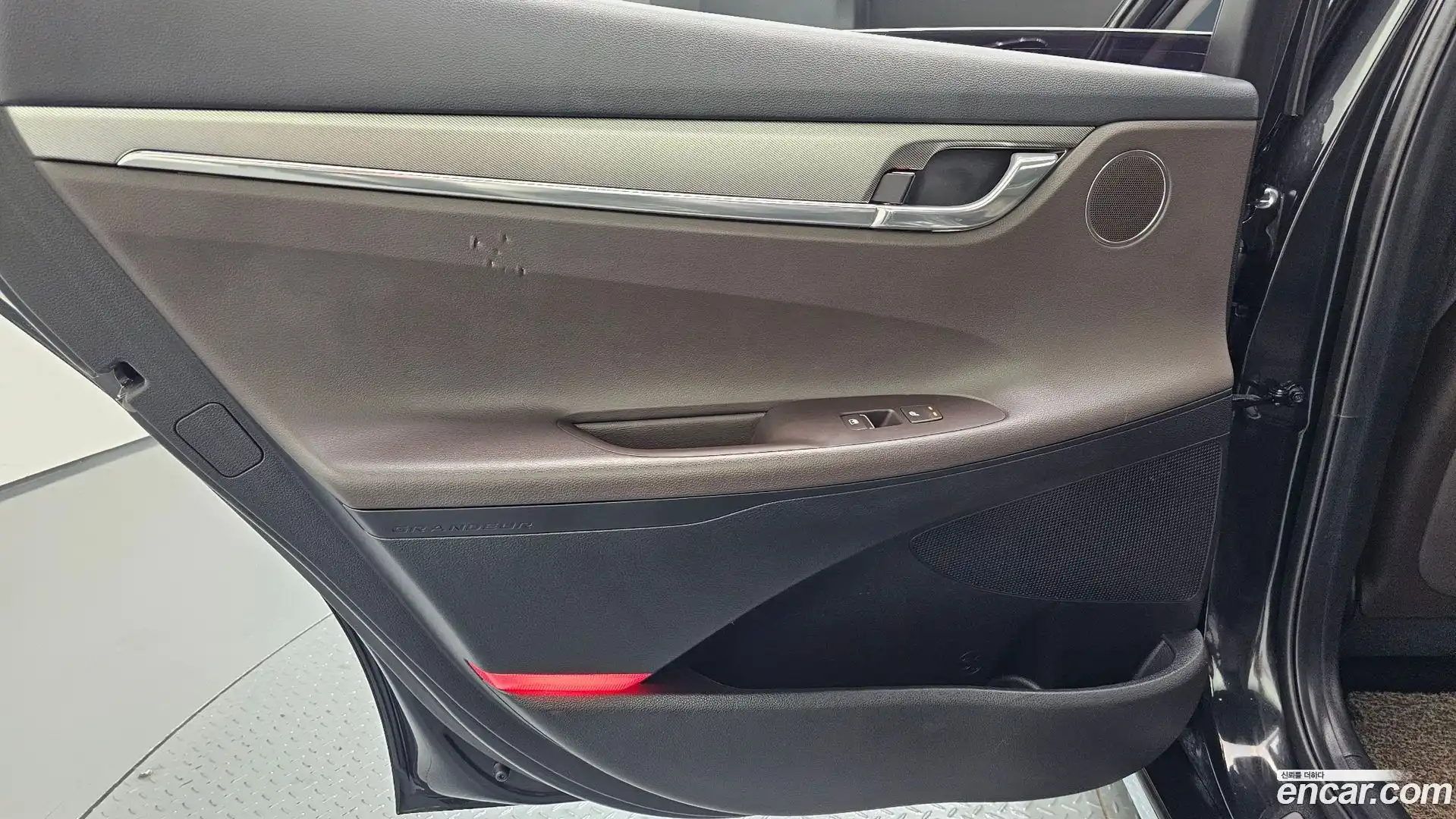 Grandeur Hyundai 2020.0-INNER-035