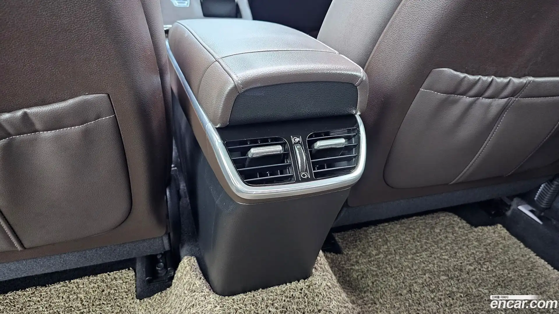 Grandeur Hyundai 2020.0-OPTION-043