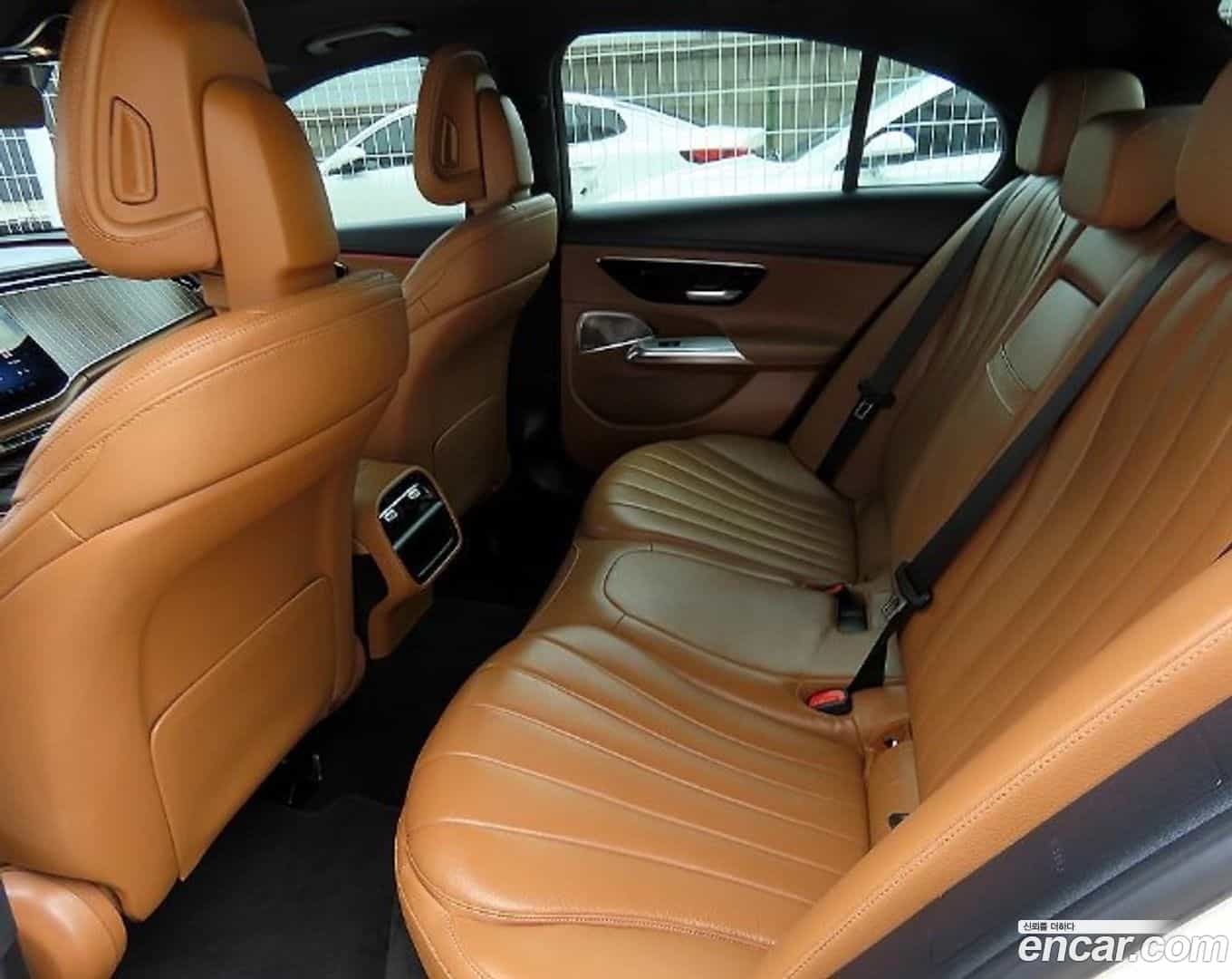 E-Class Mercedes-Benz 2024.4-OPTION-016