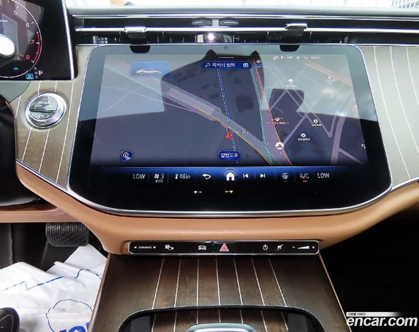 E-Class Mercedes-Benz 2024.4-OPTION-017
