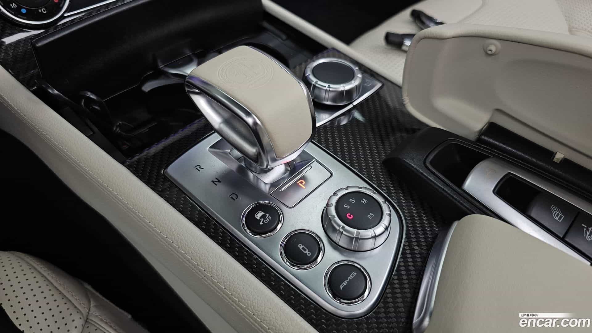 SL-Class Mercedes-Benz 2013.5-INNER-009