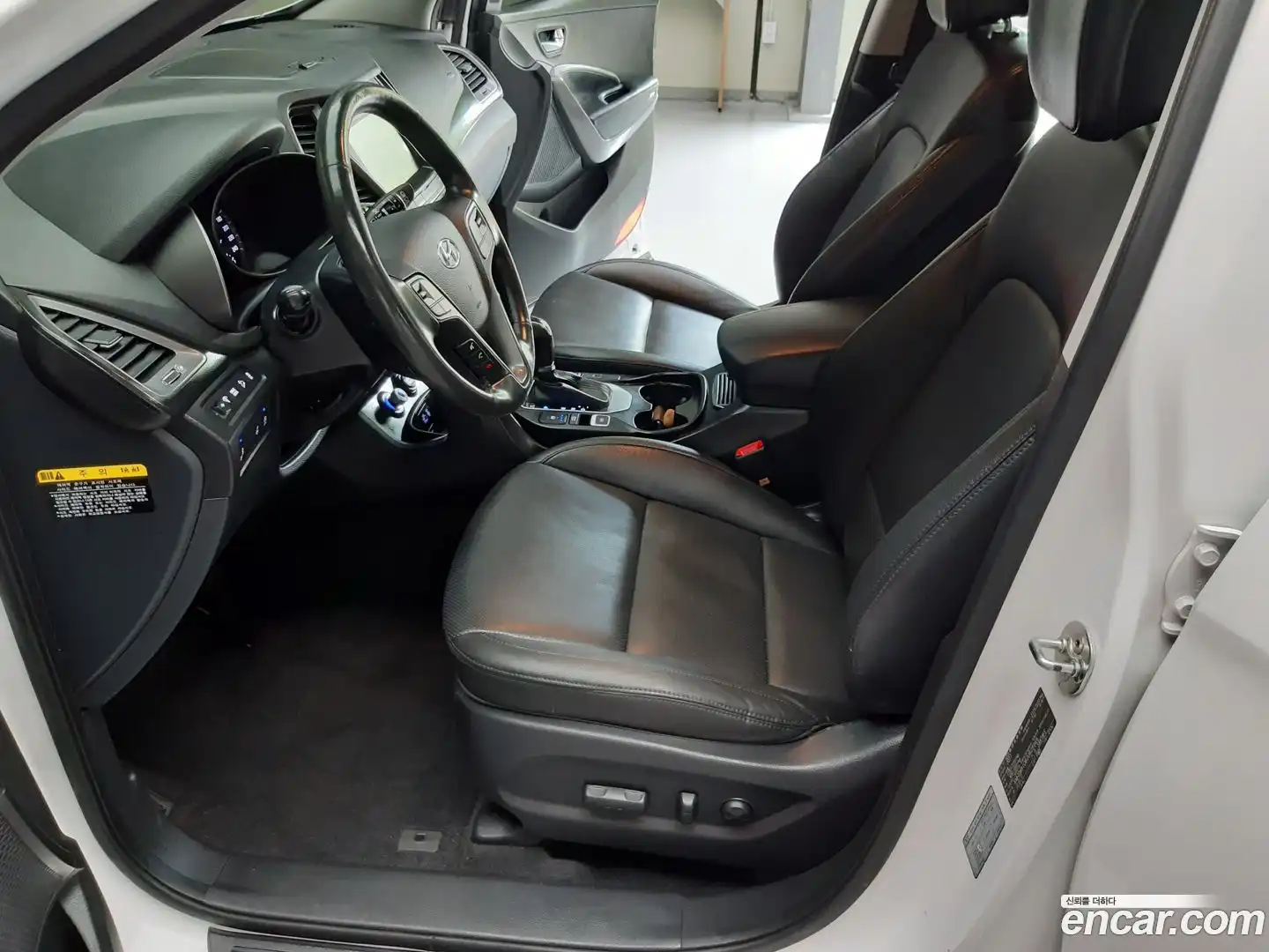 Santafe Hyundai 2017.9-INNER-010