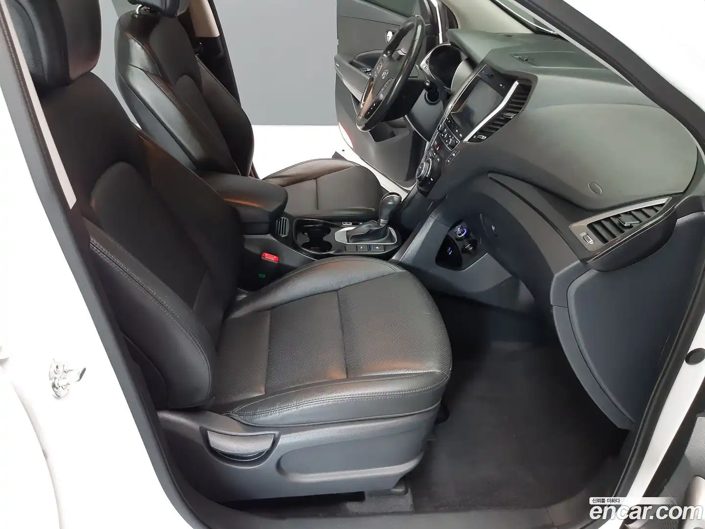 Santafe Hyundai 2017.9-OPTION-016